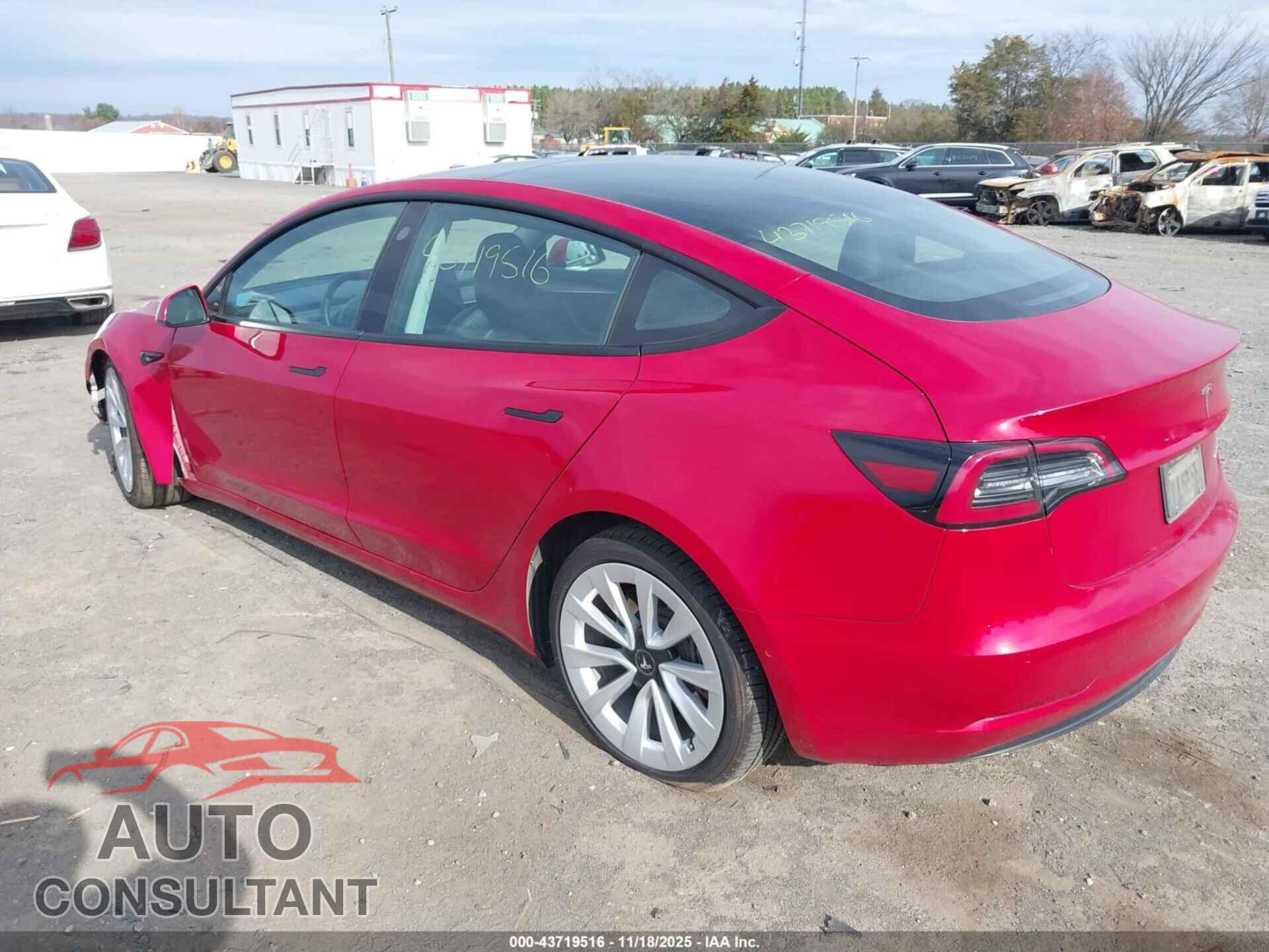 TESLA MODEL 3 2022 - 5YJ3E1EB9NF108575
