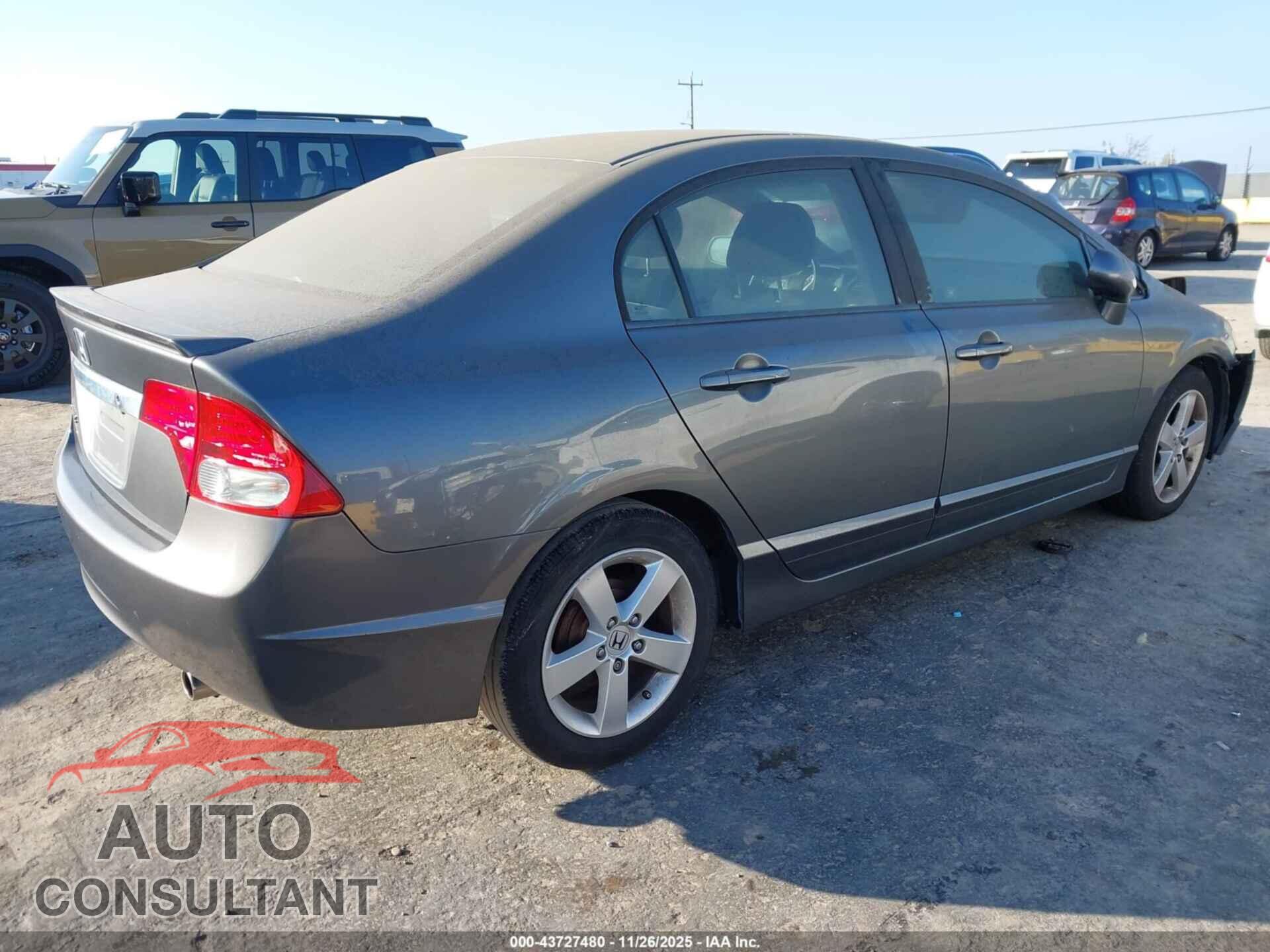 HONDA CIVIC 2009 - 19XFA156X9E017192