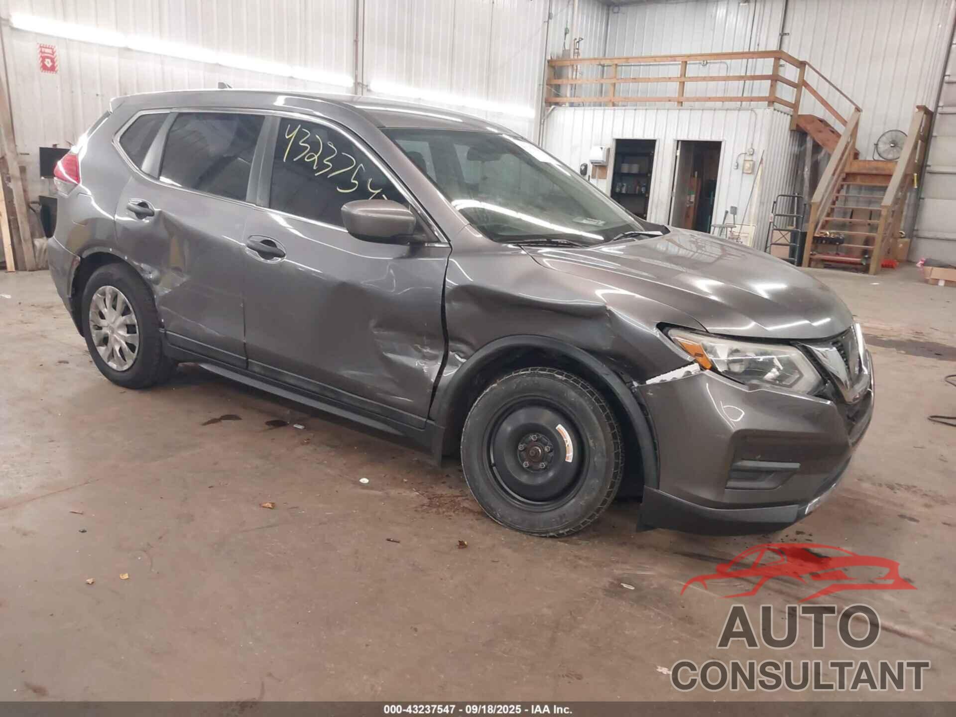 NISSAN ROGUE 2017 - 5N1AT2MT3HC835950