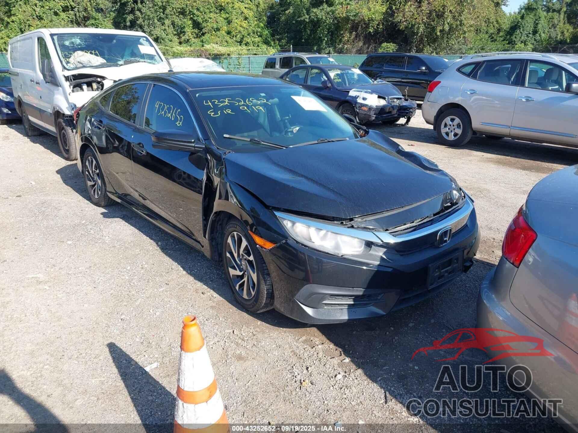 HONDA CIVIC 2017 - 2HGFC2F77HH508170