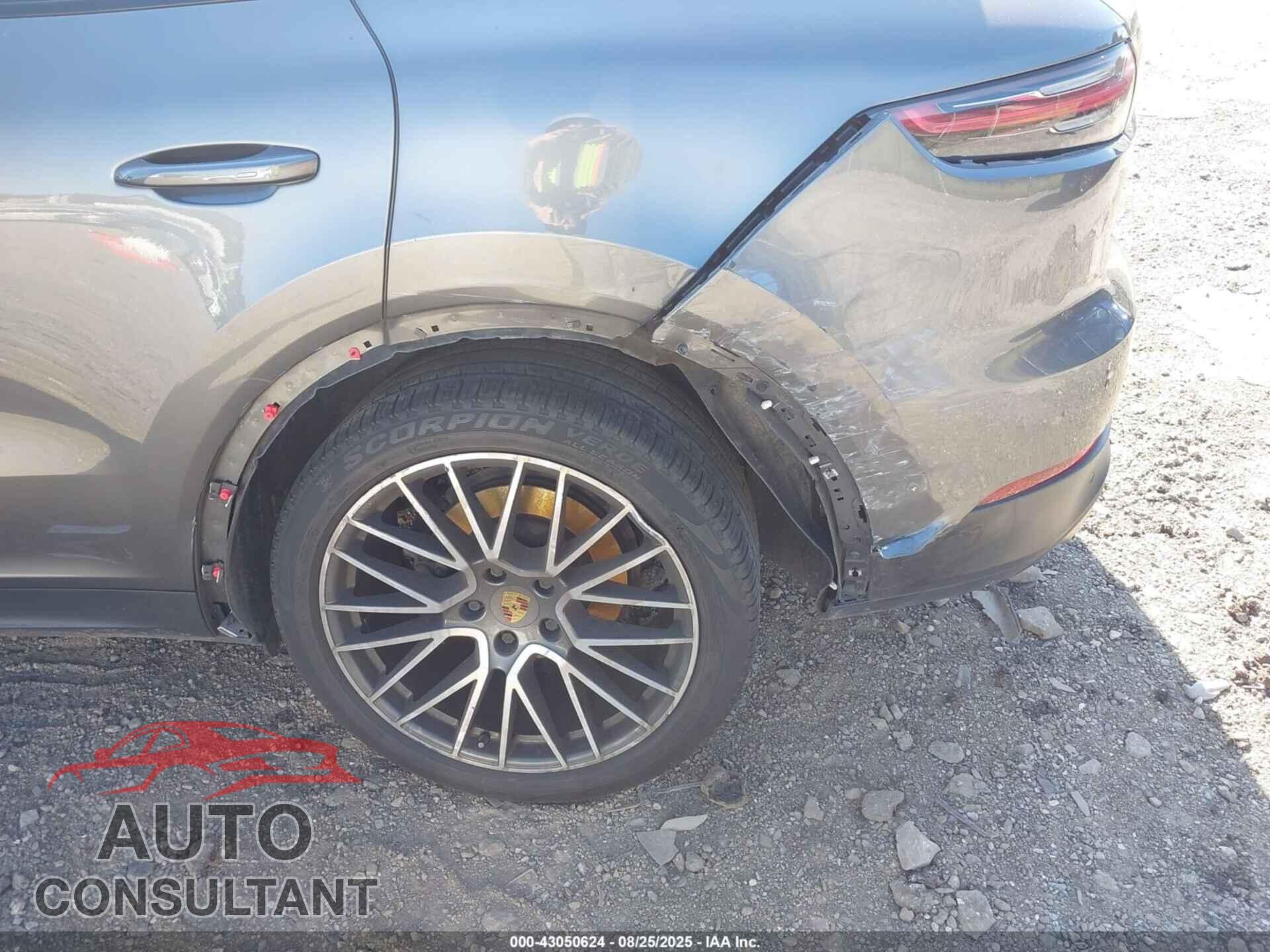 PORSCHE CAYENNE 2019 - WP1AA2AY3KDA10534