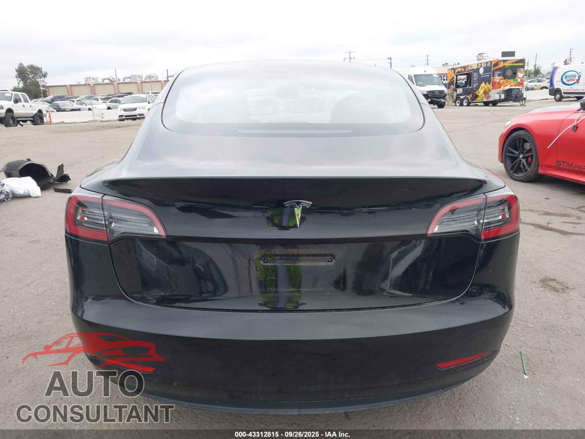 TESLA MODEL 3 2023 - 5YJ3E1EA1PF706735