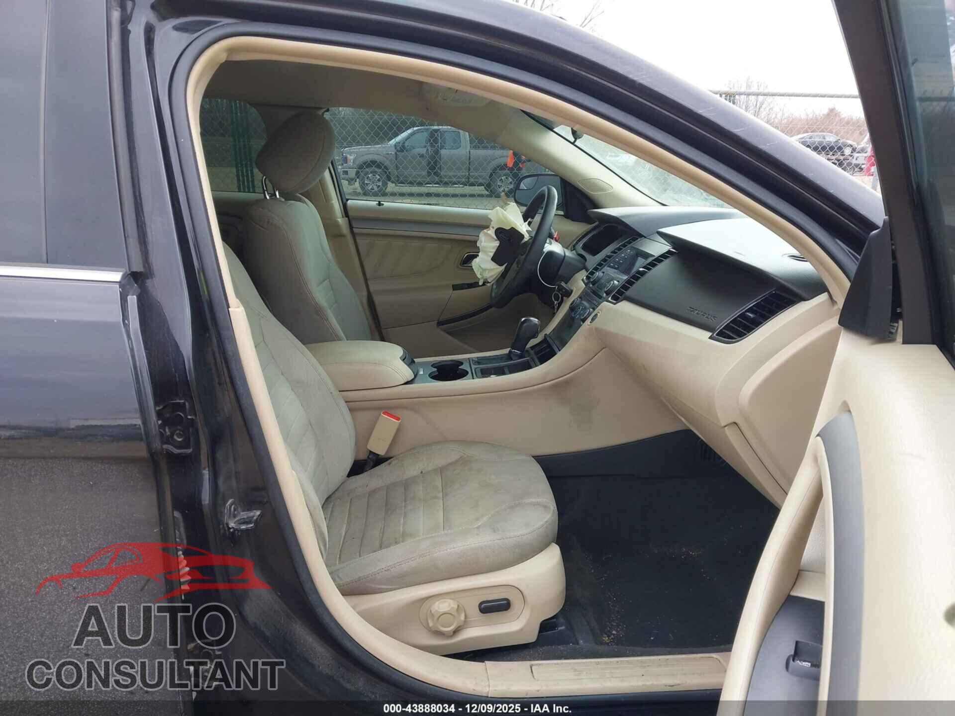 FORD TAURUS 2016 - 1FAHP2D89GG148018