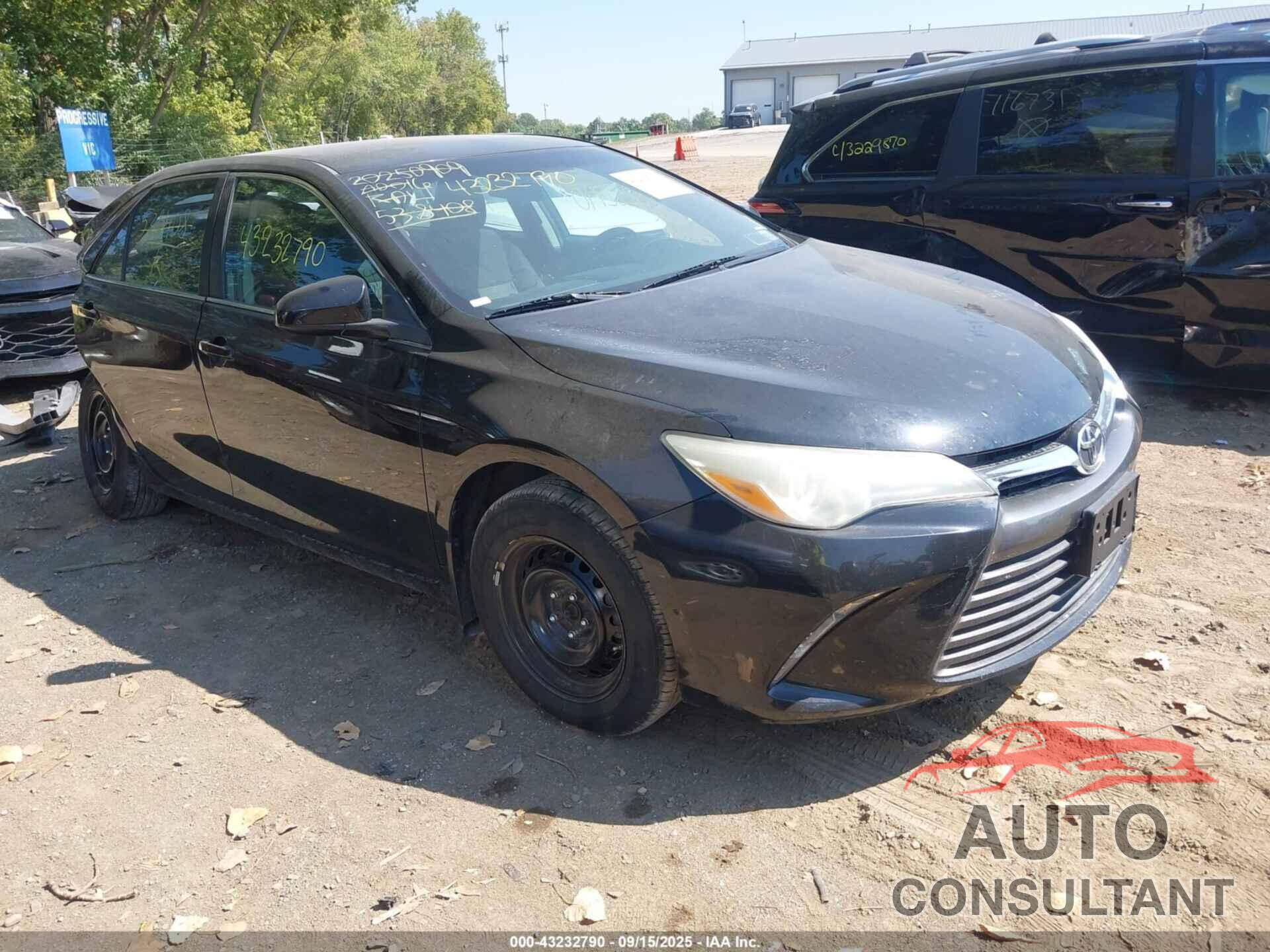 TOYOTA CAMRY 2016 - 4T4BF1FKXGR538408
