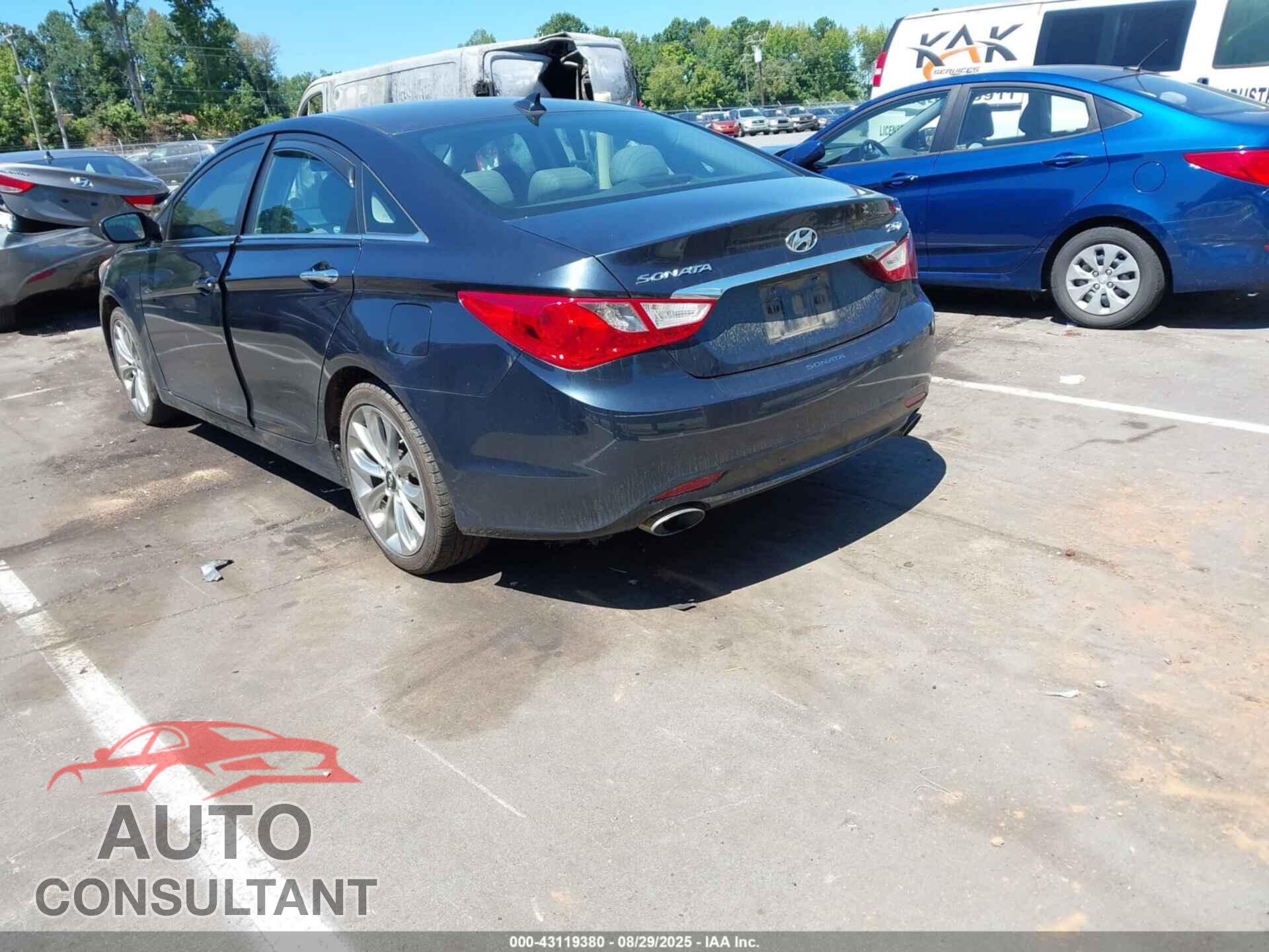 HYUNDAI SONATA 2012 - 5NPEC4AB8CH477898