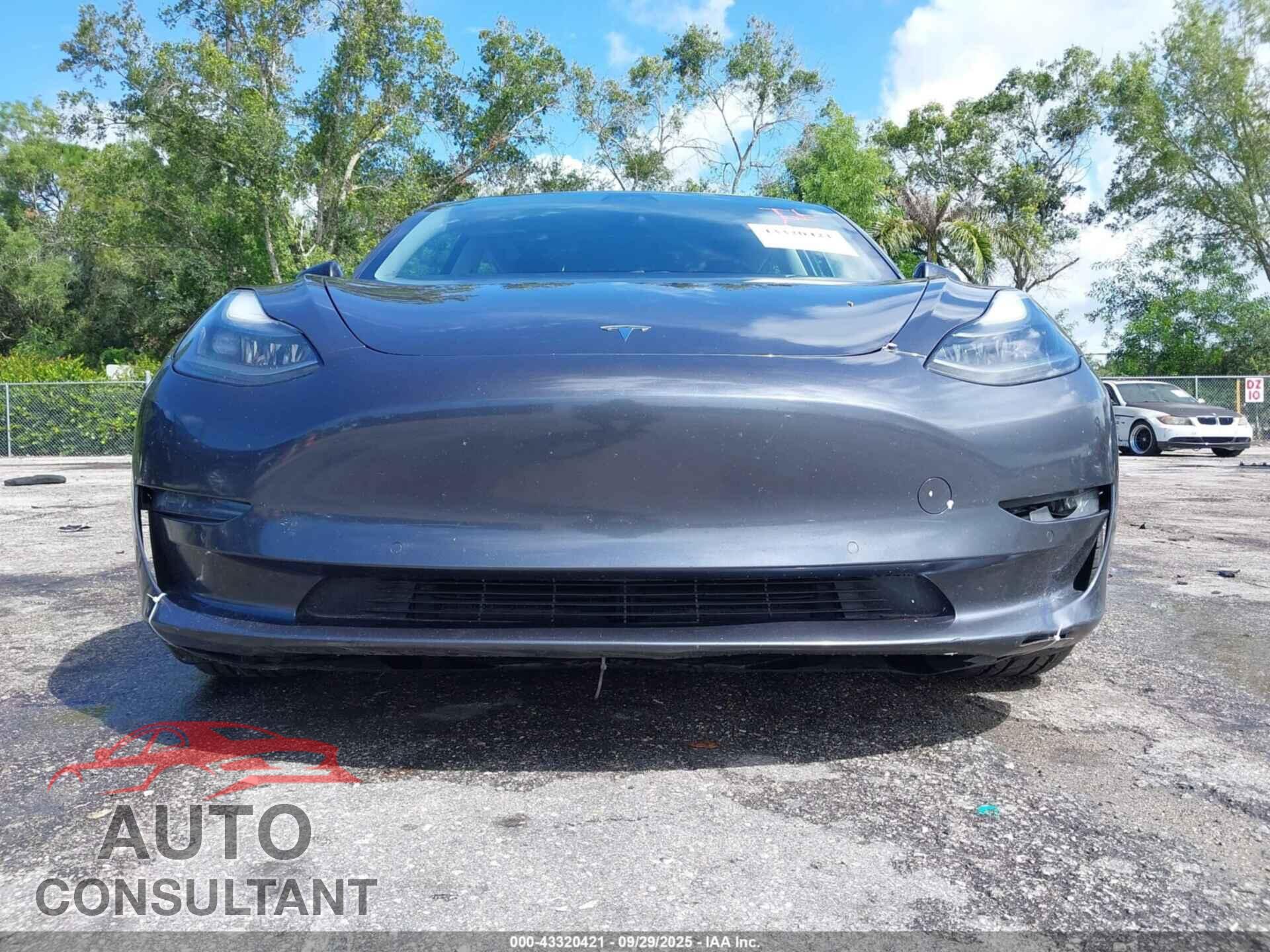 TESLA MODEL 3 2021 - 5YJ3E1EB0MF924623