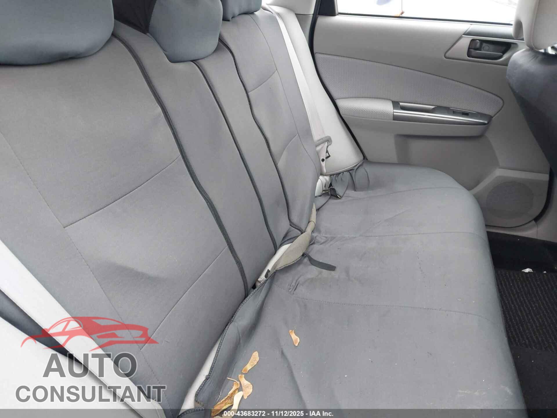 SUBARU FORESTER 2011 - JF2SHABC2BH758569