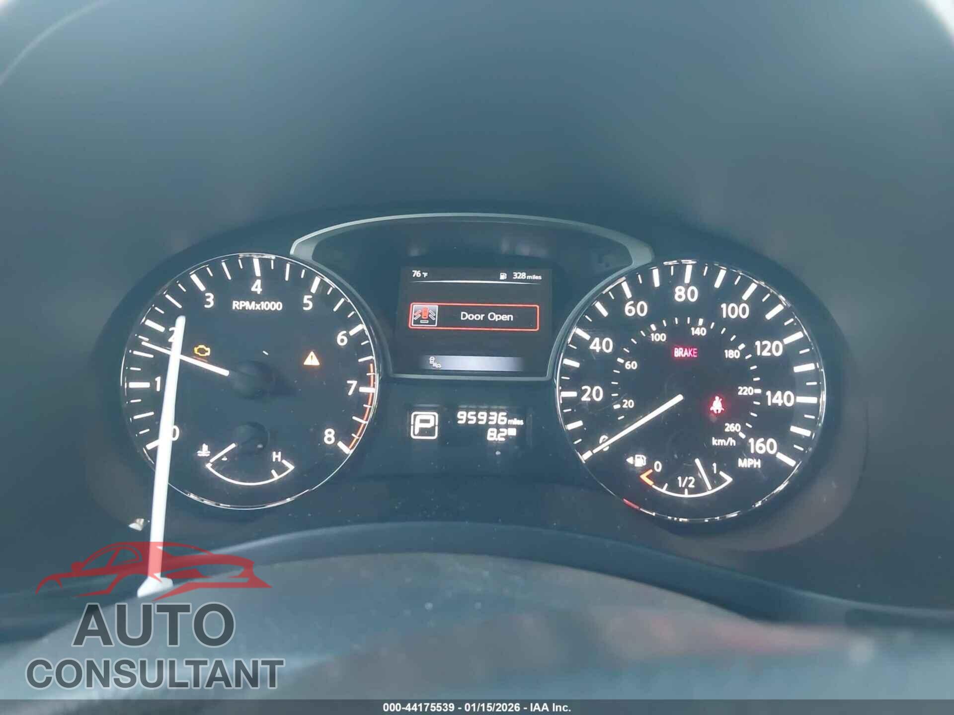 NISSAN PATHFINDER 2015 - 5N1AR2MNXFC661663