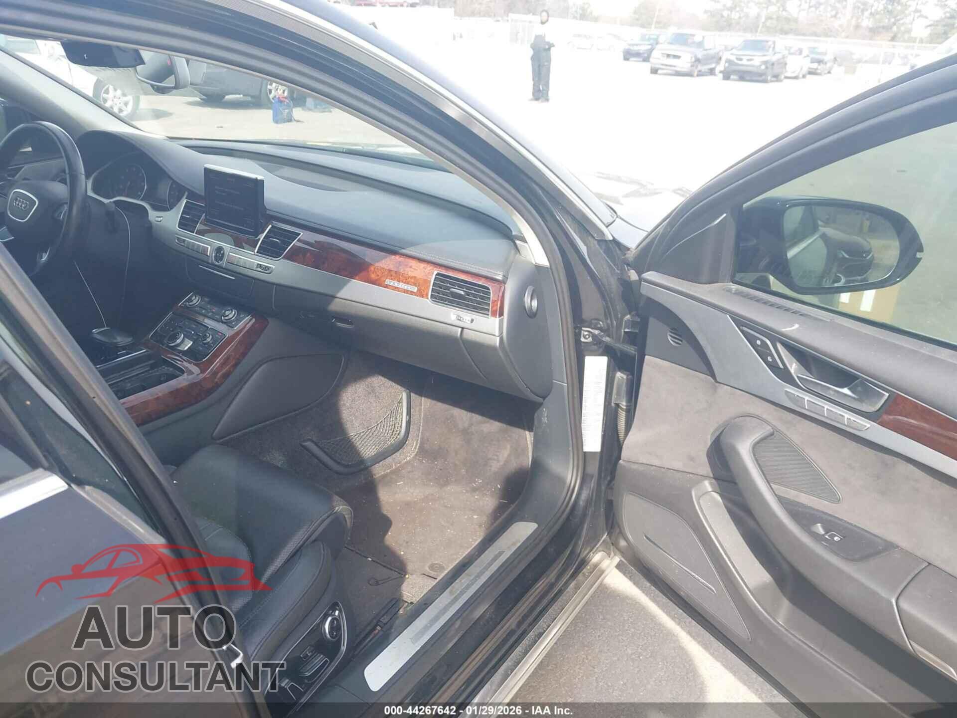 AUDI A8 2013 - WAUA2AFD5DN034438