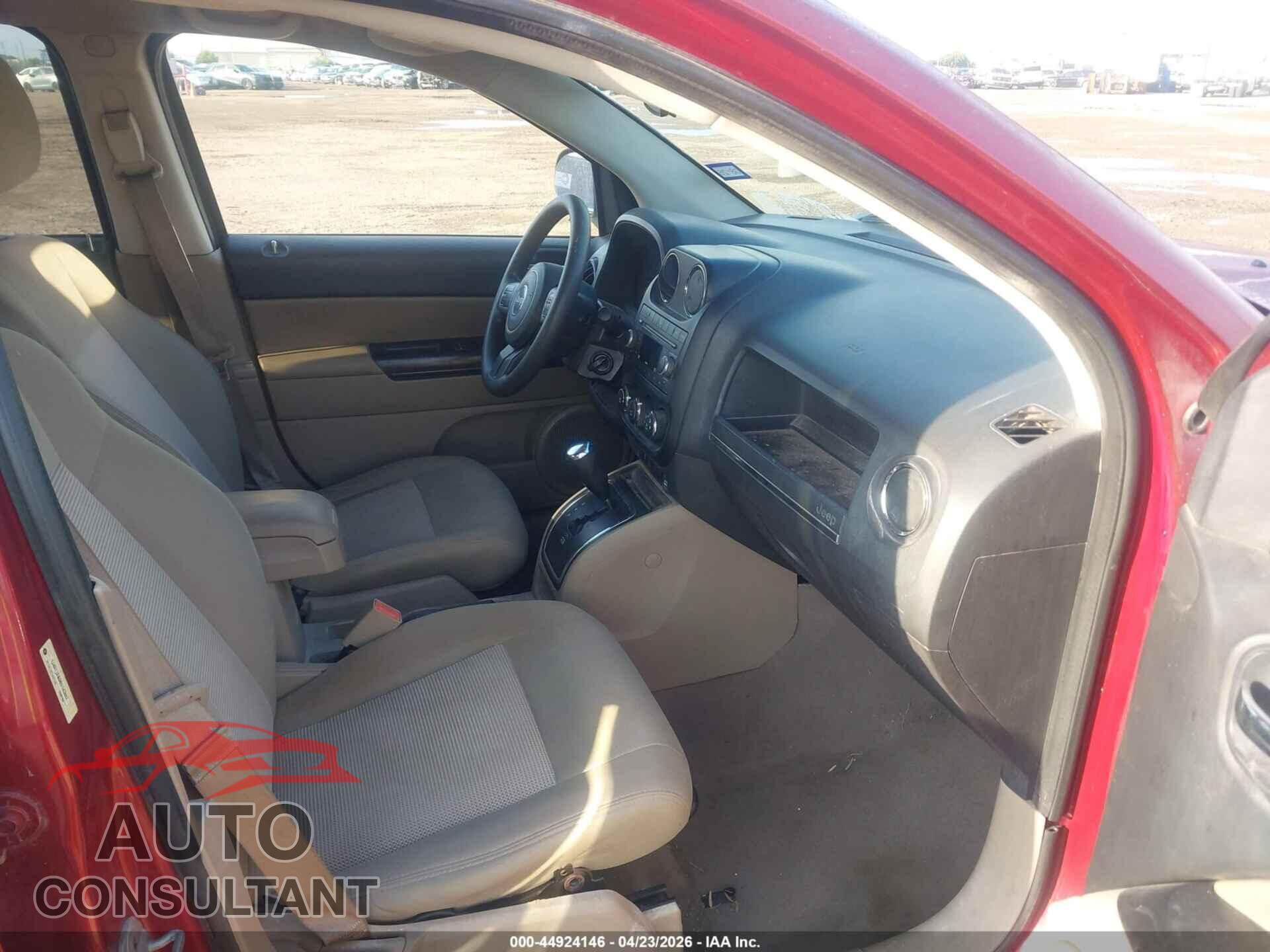 JEEP COMPASS 2011 - 1J4NT1FB3BD143882