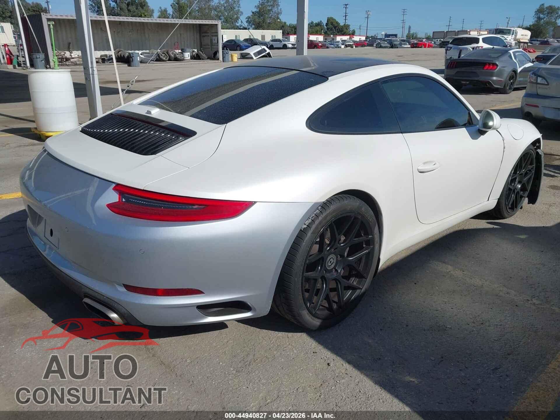 PORSCHE 911 2017 - WP0CA2A98HS142809