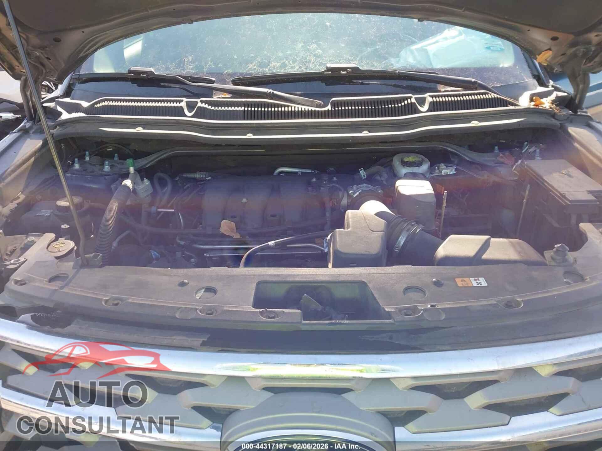 FORD EXPLORER 2018 - 1FM5K7D80JGB17588