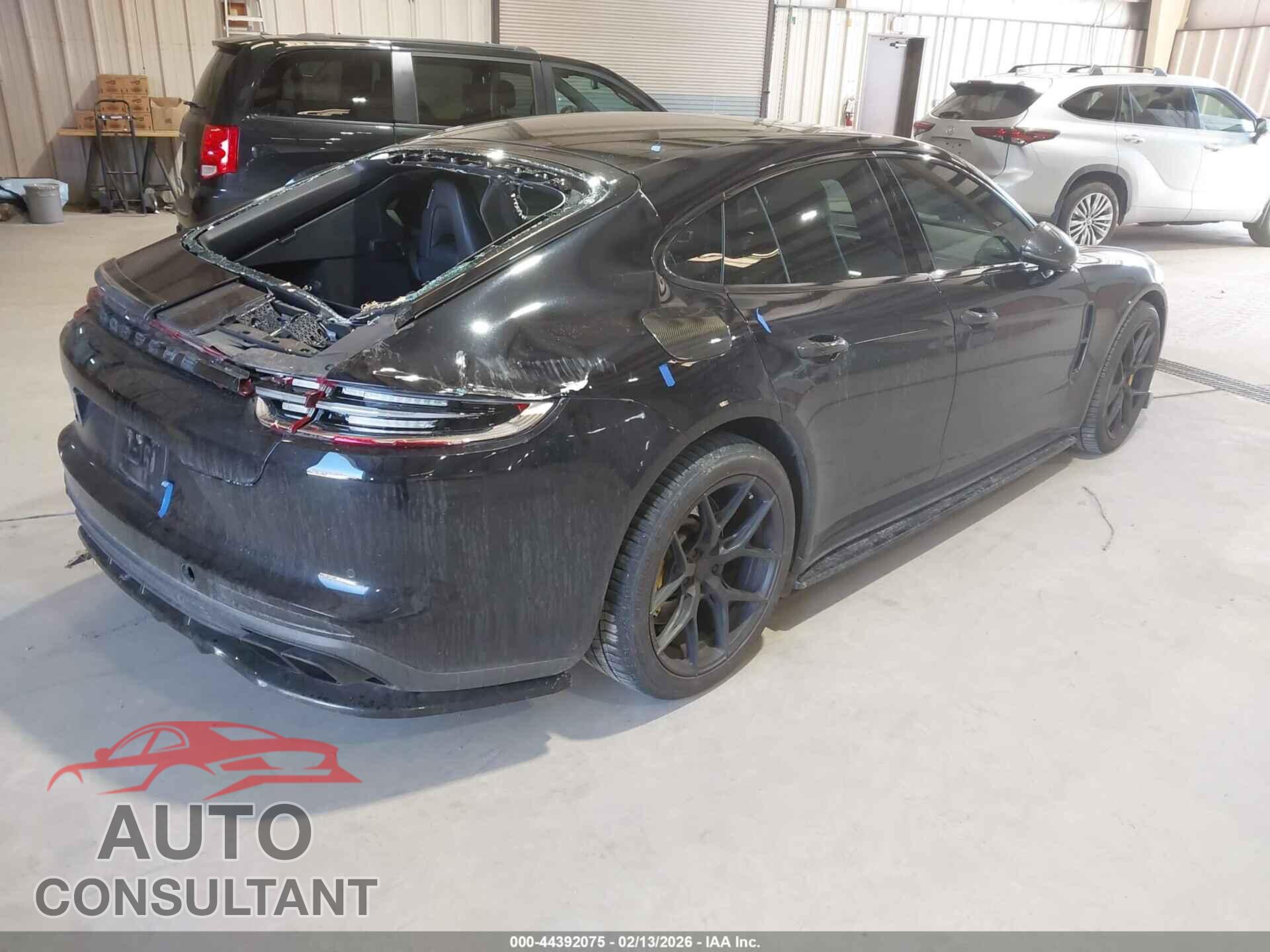 PORSCHE PANAMERA 2017 - WP0AF2A73HL150785