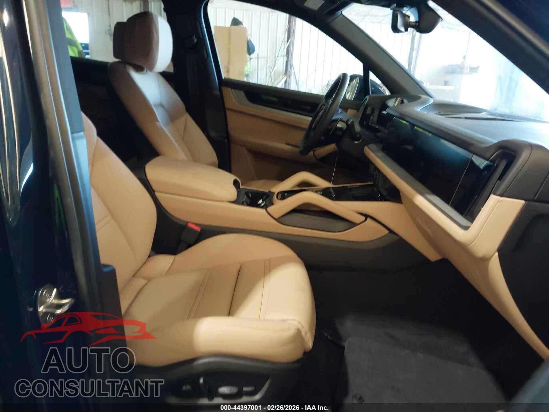 PORSCHE CAYENNE 2025 - WP1AA2AY8SDA06222