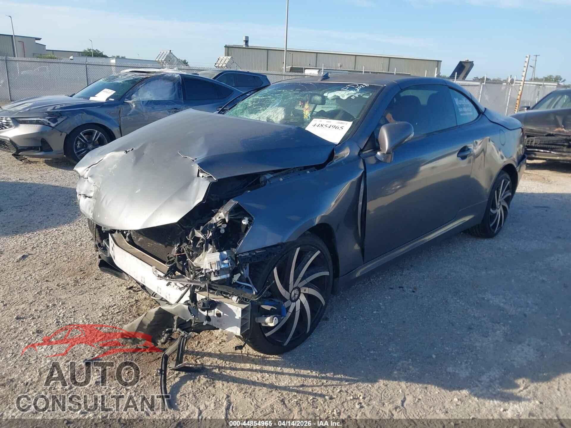 LEXUS IS 250C 2012 - JTHFF2C25C2521806