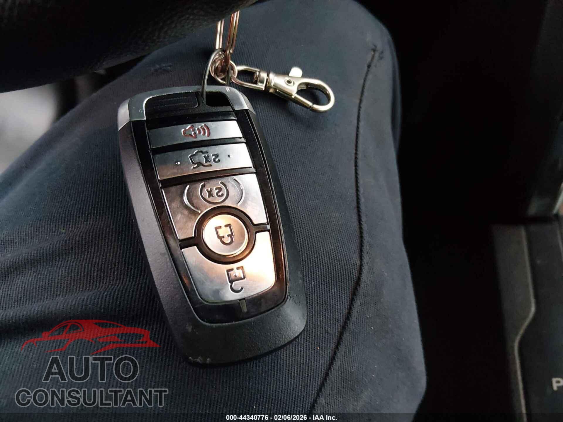 FORD EXPLORER 2018 - 1FM5K7FH6JGB26695