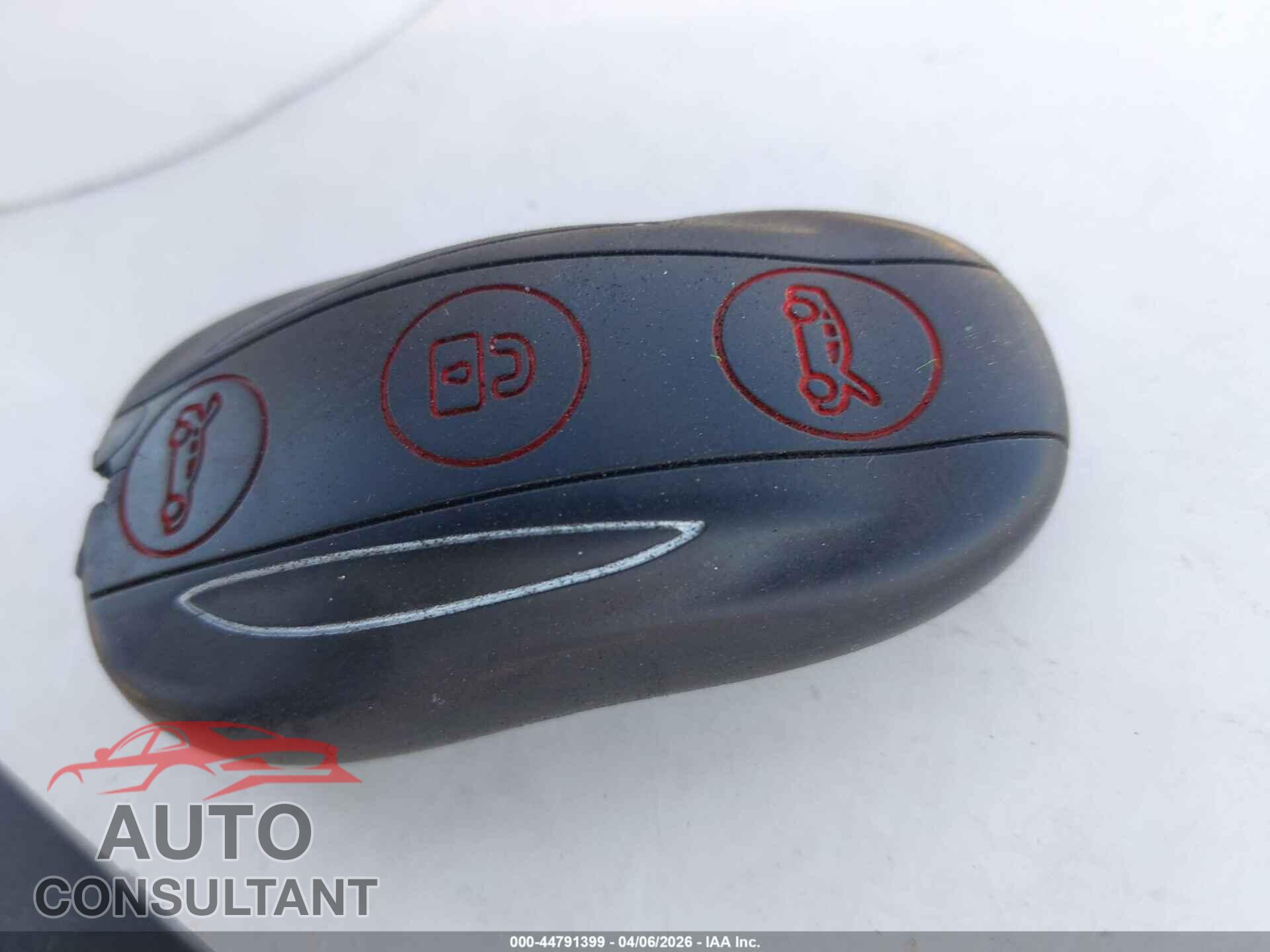 TESLA MODEL S 2014 - 5YJSA1H15EFP34795