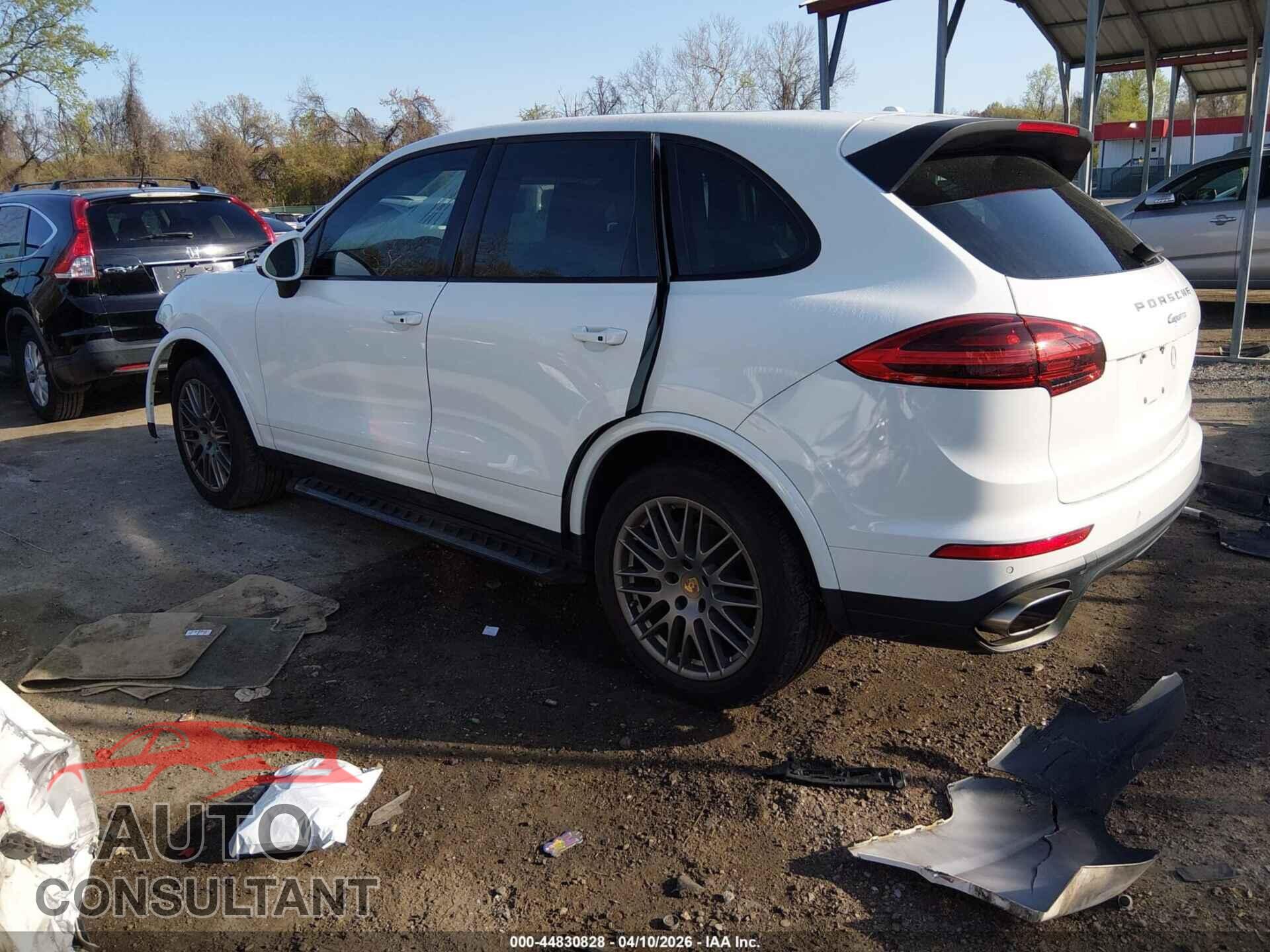 PORSCHE CAYENNE 2017 - WP1AA2A20HKA82274