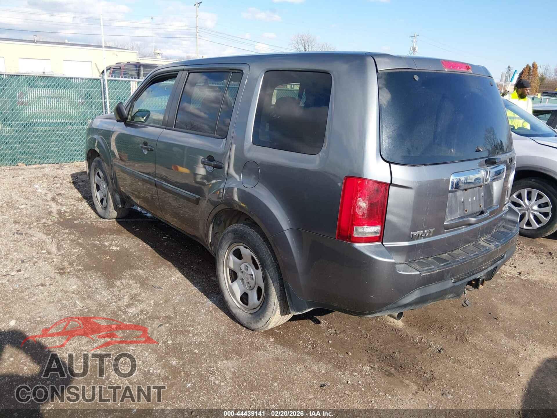 HONDA PILOT 2013 - 5FNYF4H24DB034691