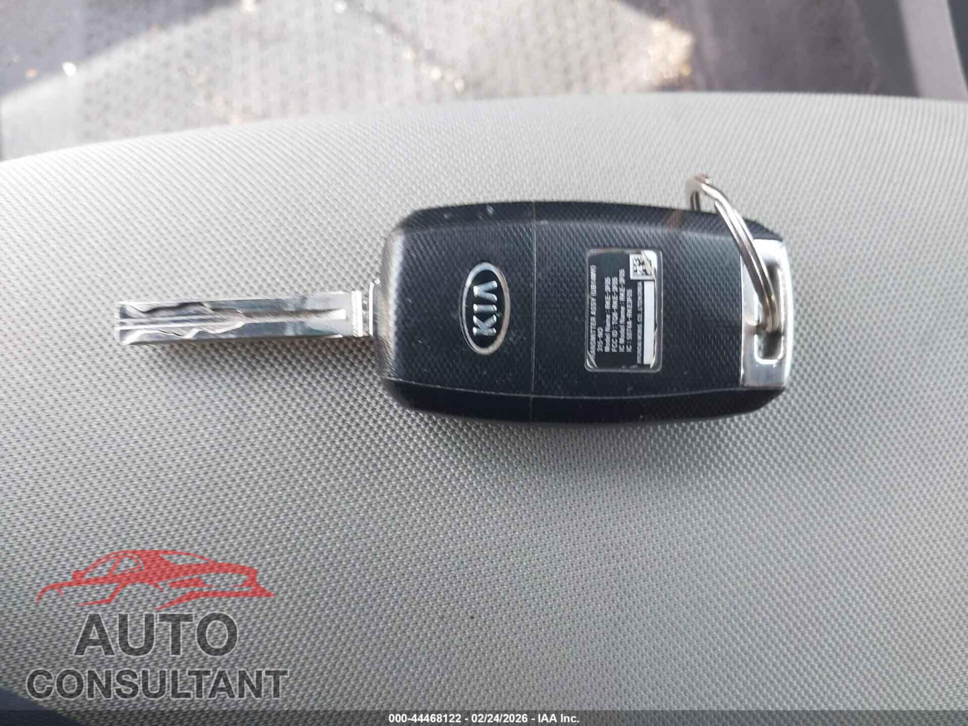 KIA RIO 2016 - KNADM5A37G6639587