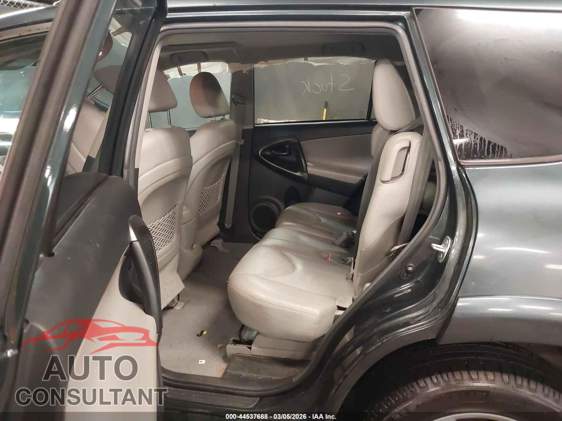 TOYOTA RAV4 2012 - 2T3DK4DV8CW072332