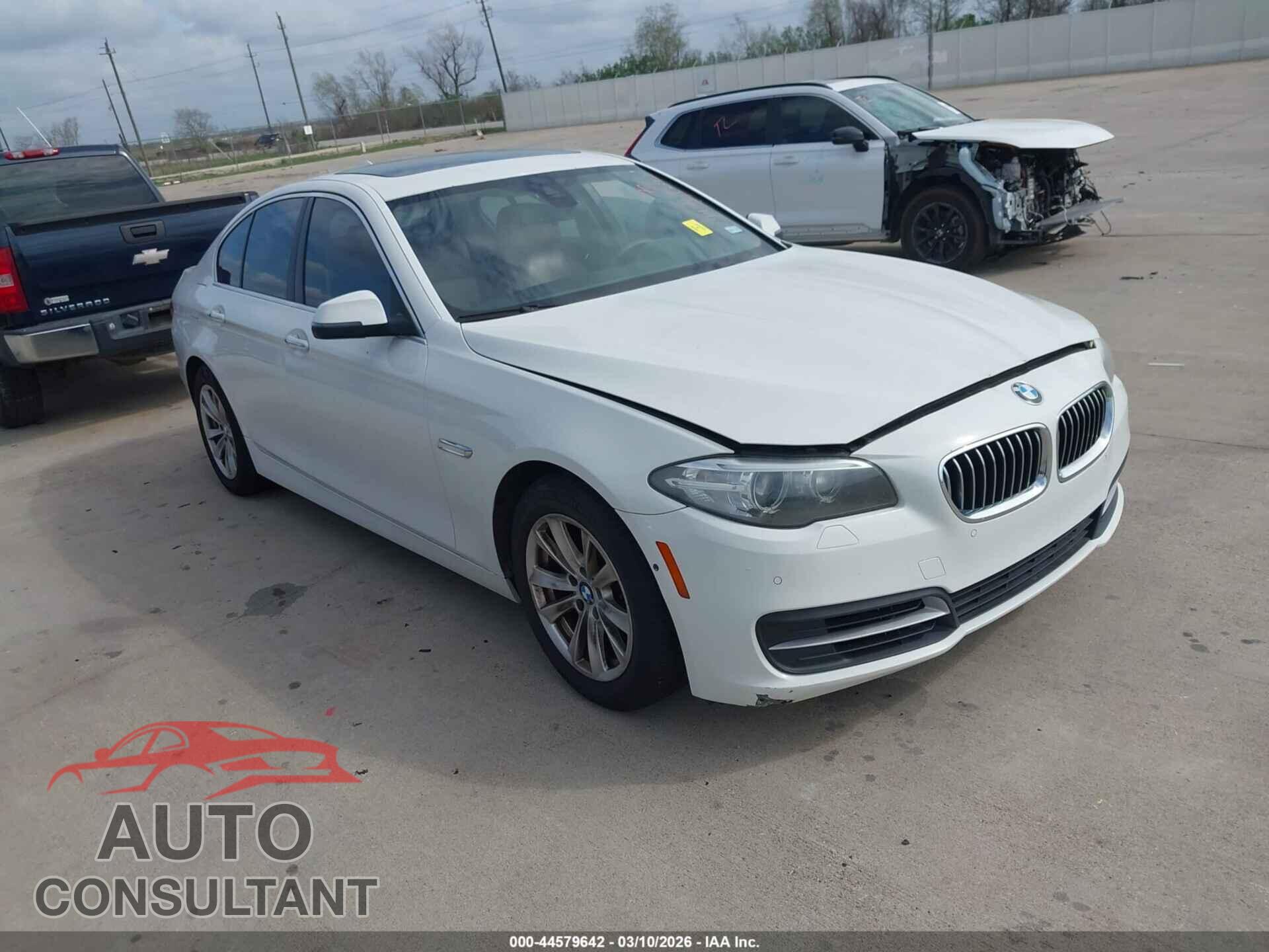 BMW 528I 2014 - WBA5A5C57ED511595