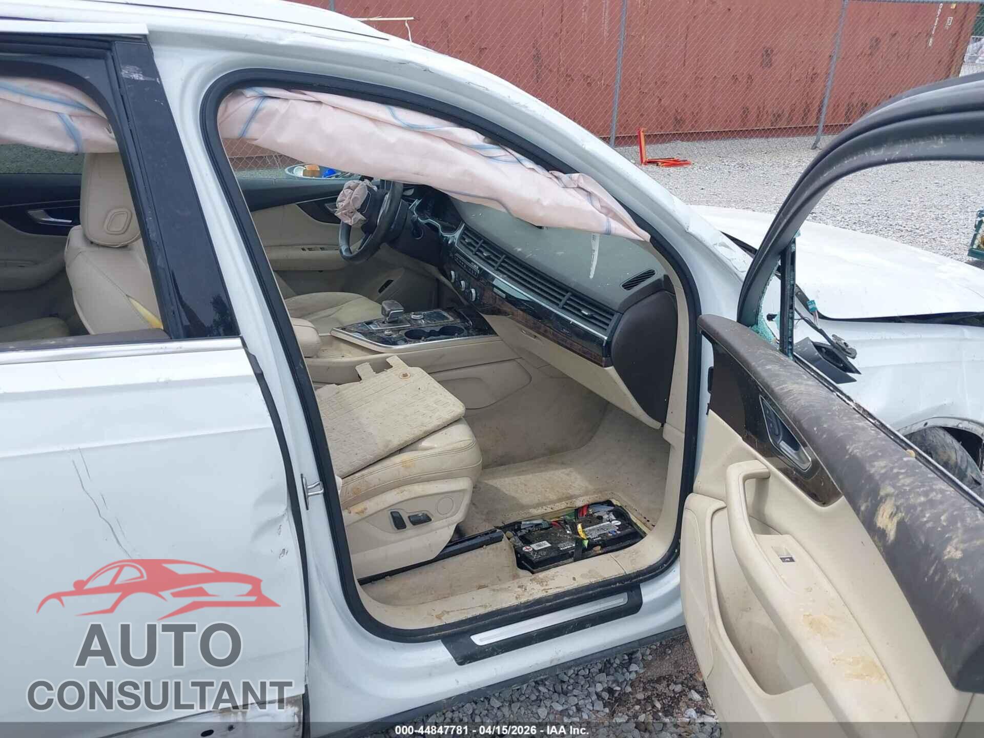 AUDI Q7 2017 - WA1LAAF77HD024993