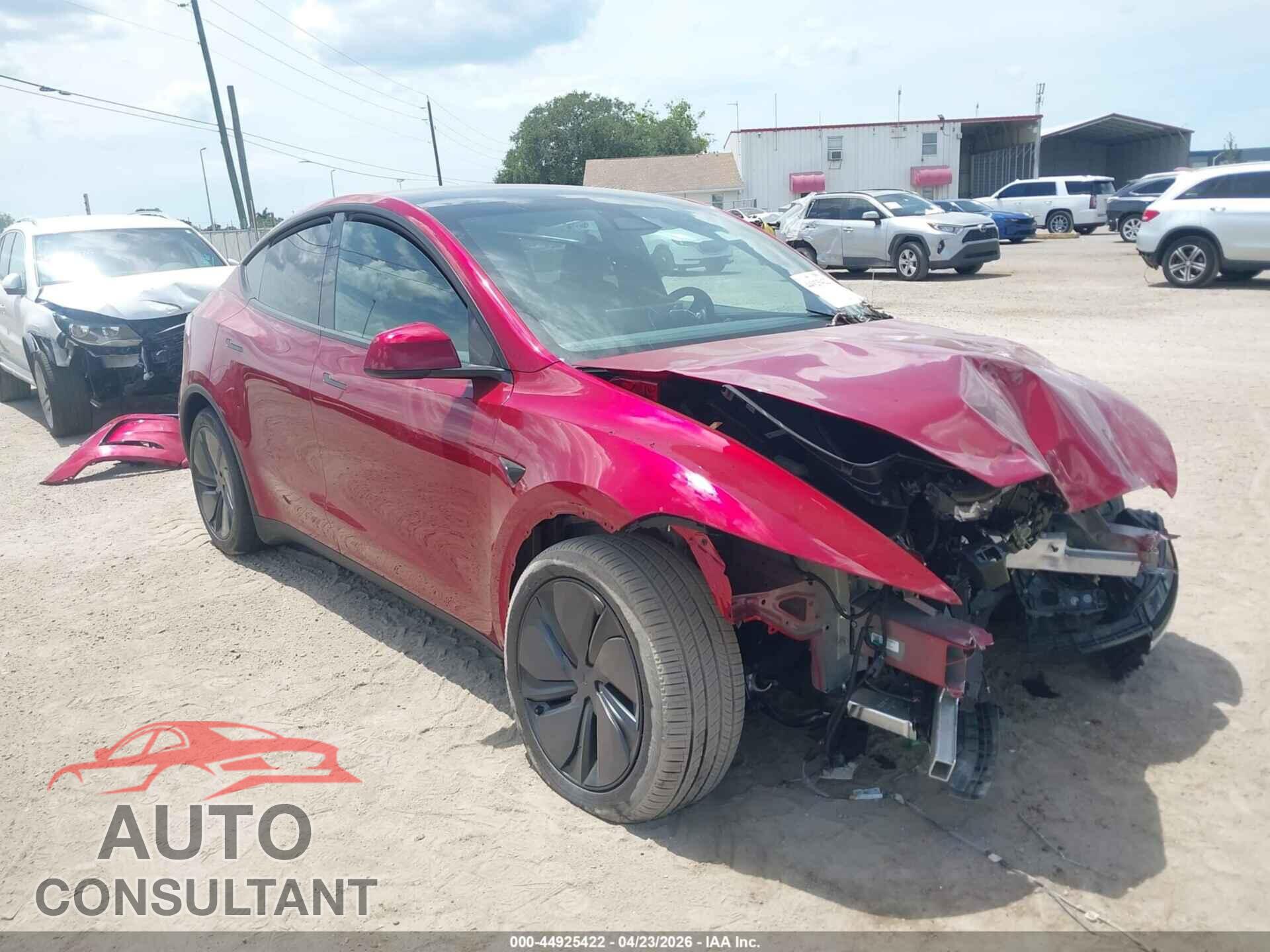 TESLA MODEL Y 2026 - 7SAYGDED0TA642421