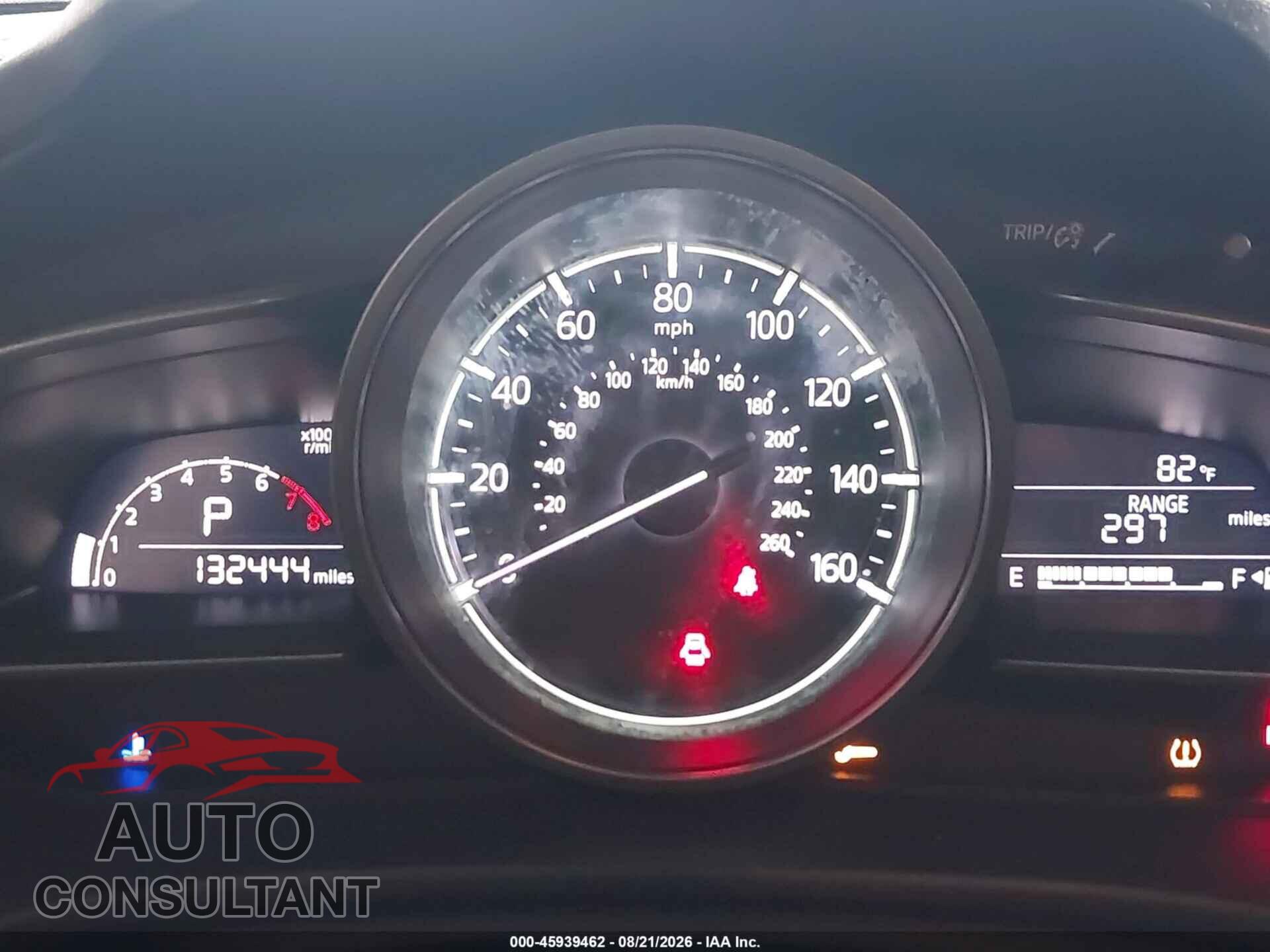 MAZDA MAZDA3 2017 - JM1BN1V78H1109172