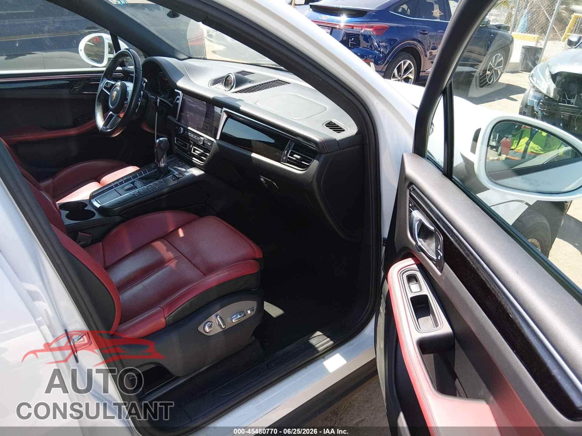 PORSCHE MACAN 2021 - WP1AA2A55MLB13744