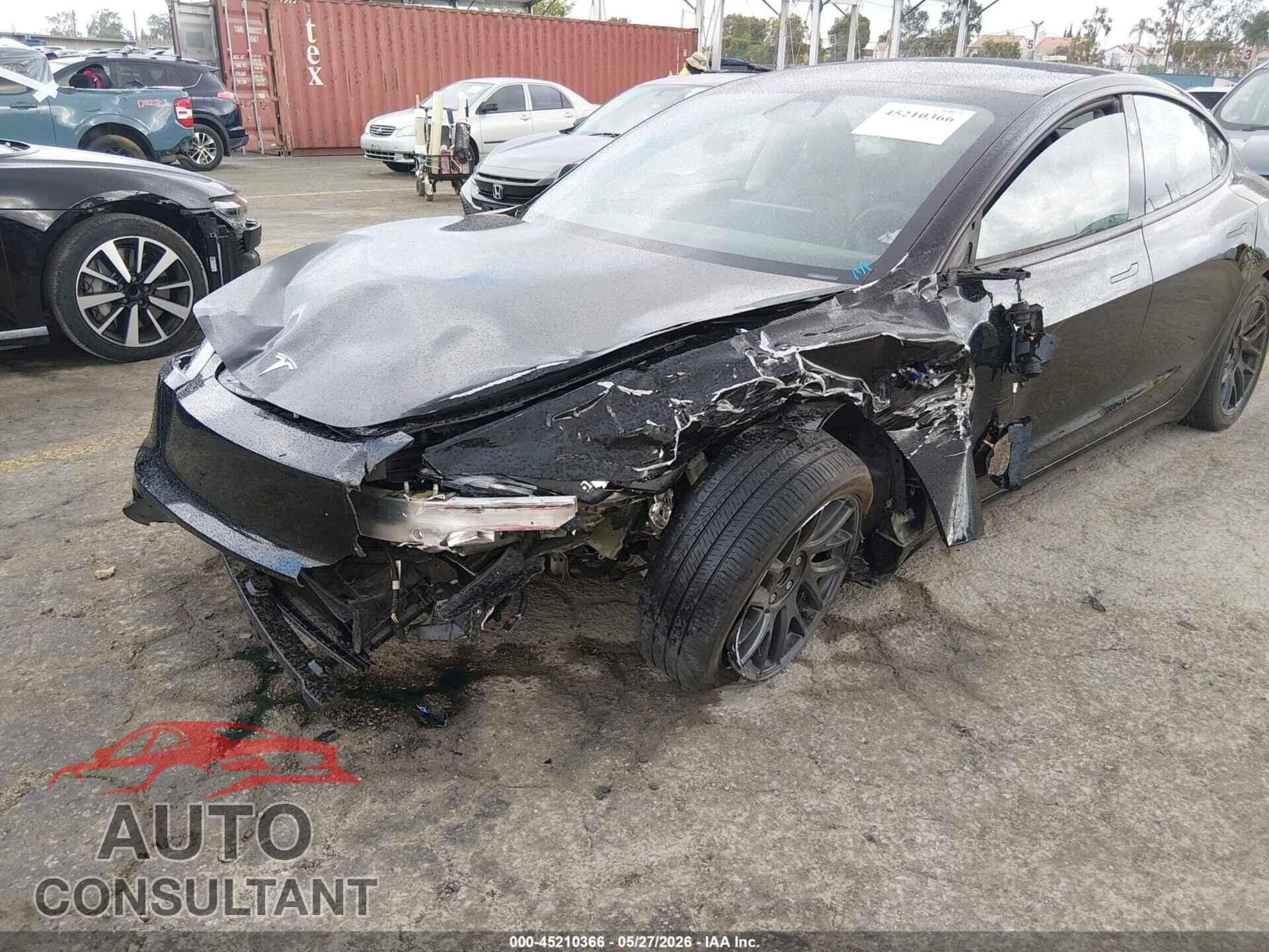 TESLA MODEL 3 2024 - 5YJ3E1EB3RF734533