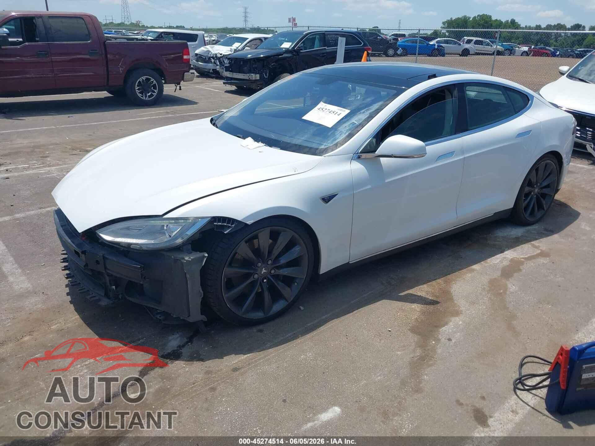TESLA MODEL S 2013 - 5YJSA1DP6DFP11566