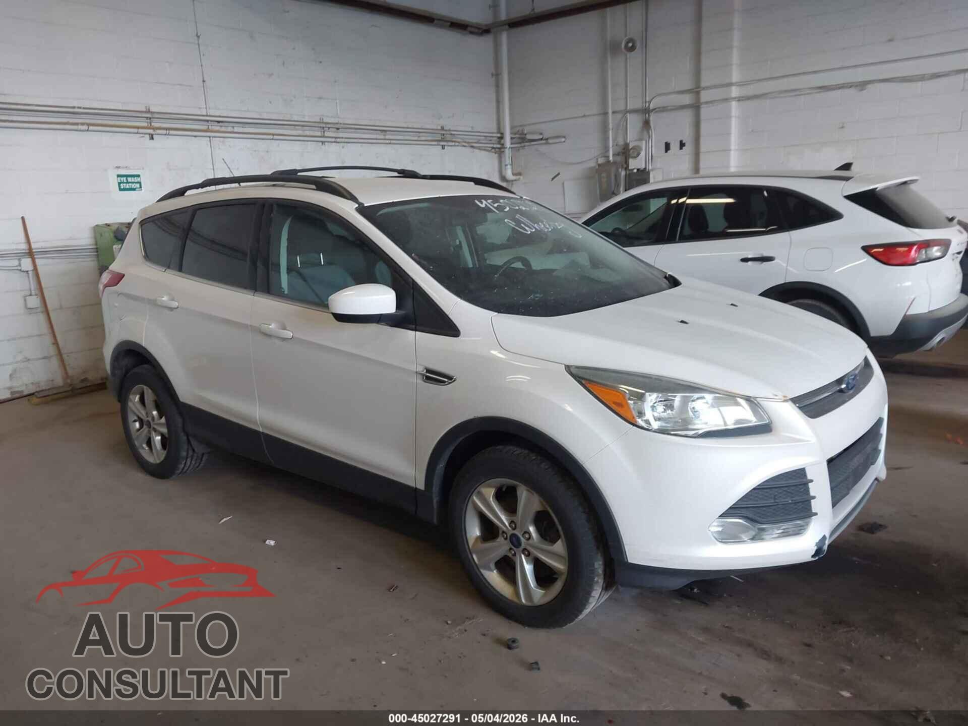 FORD ESCAPE 2015 - 1FMCU9G97FUC48348