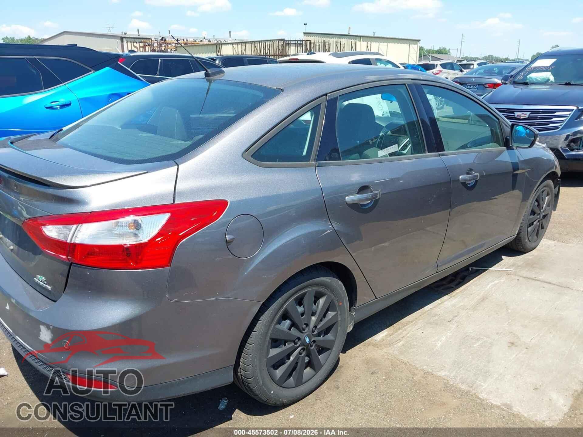 FORD FOCUS 2014 - 1FADP3F25EL160877