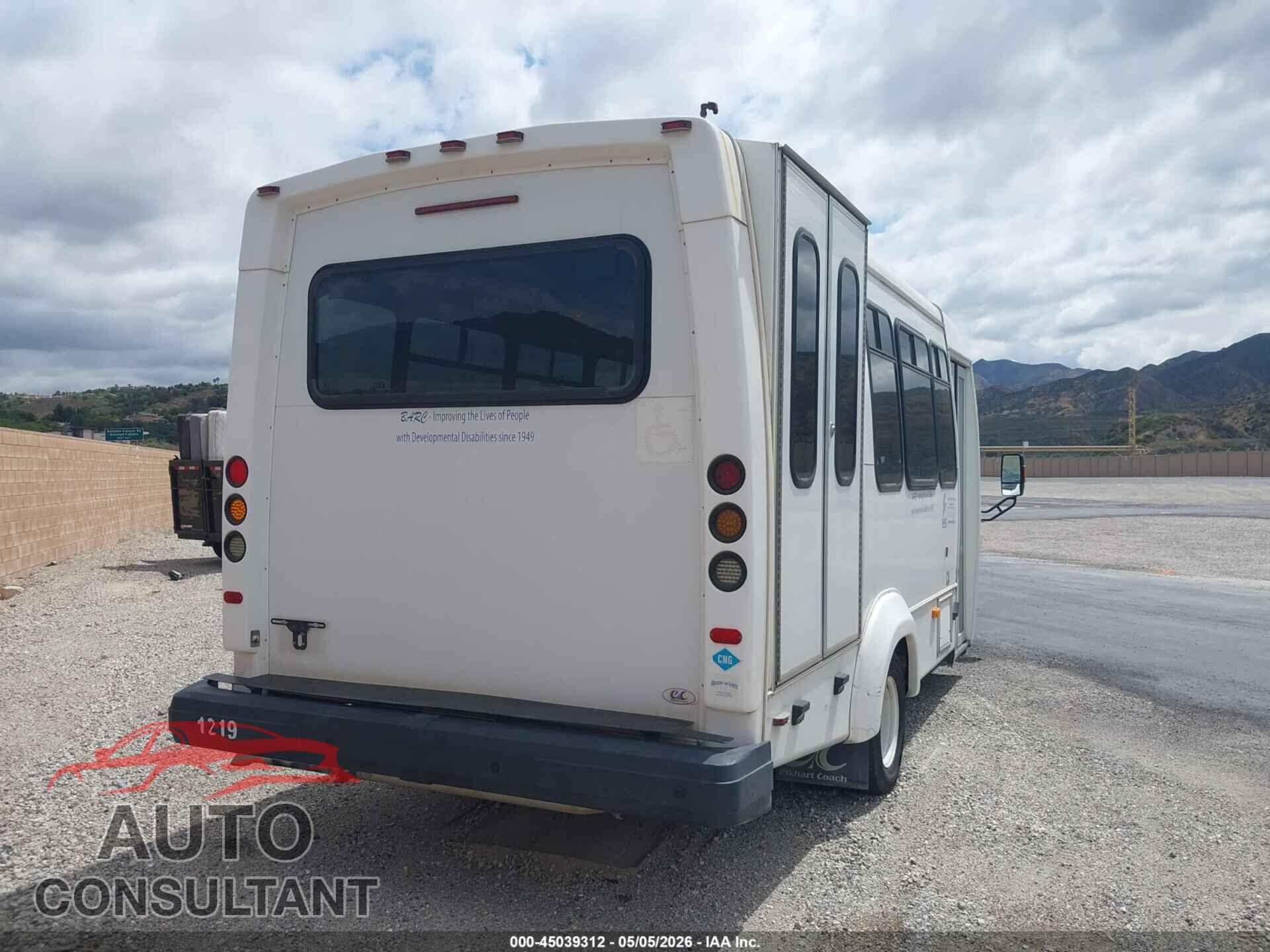 FORD E-450 CUTAWAY 2012 - 1FDFE4FS8CDA92852