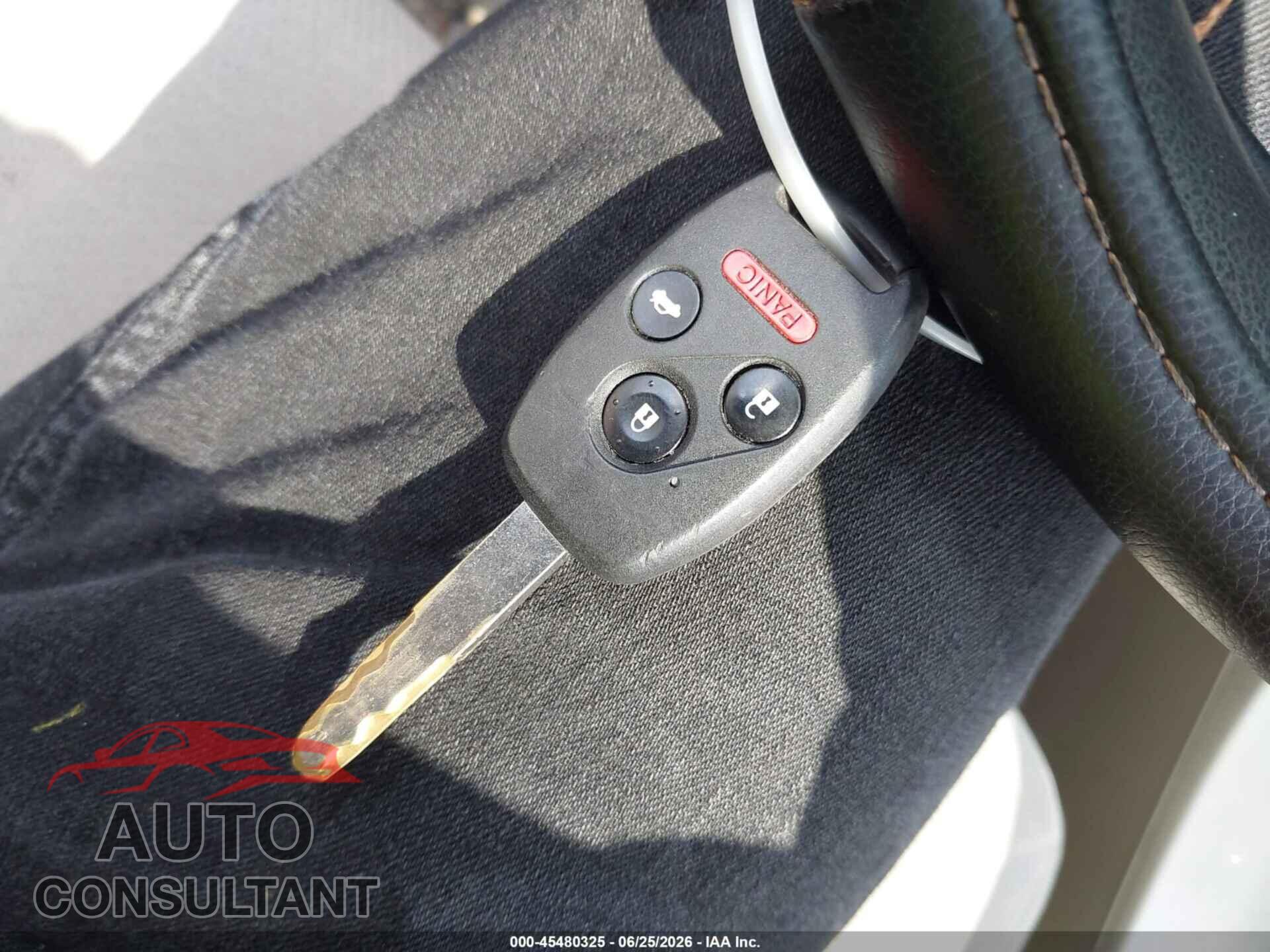 HONDA CIVIC 2012 - 2HGFB2F80CH509133
