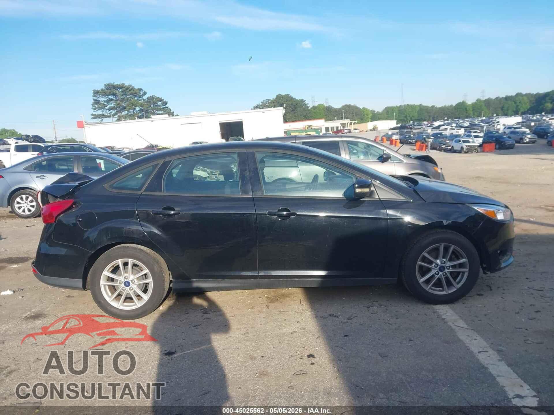 FORD FOCUS 2017 - 1FADP3F24HL339822