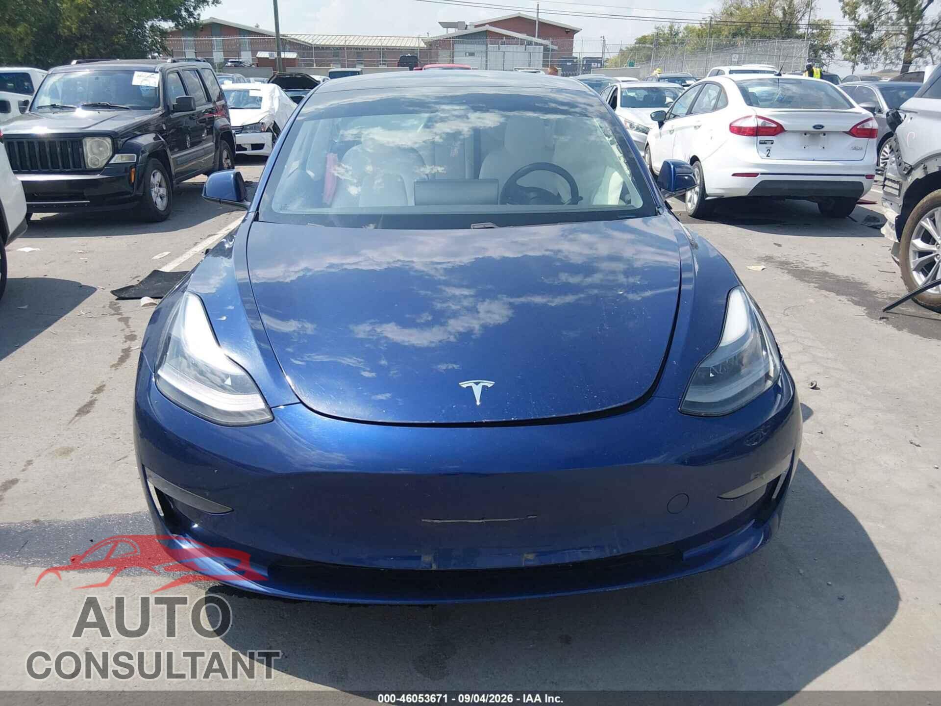 TESLA MODEL 3 2021 - 5YJ3E1EB8MF948037