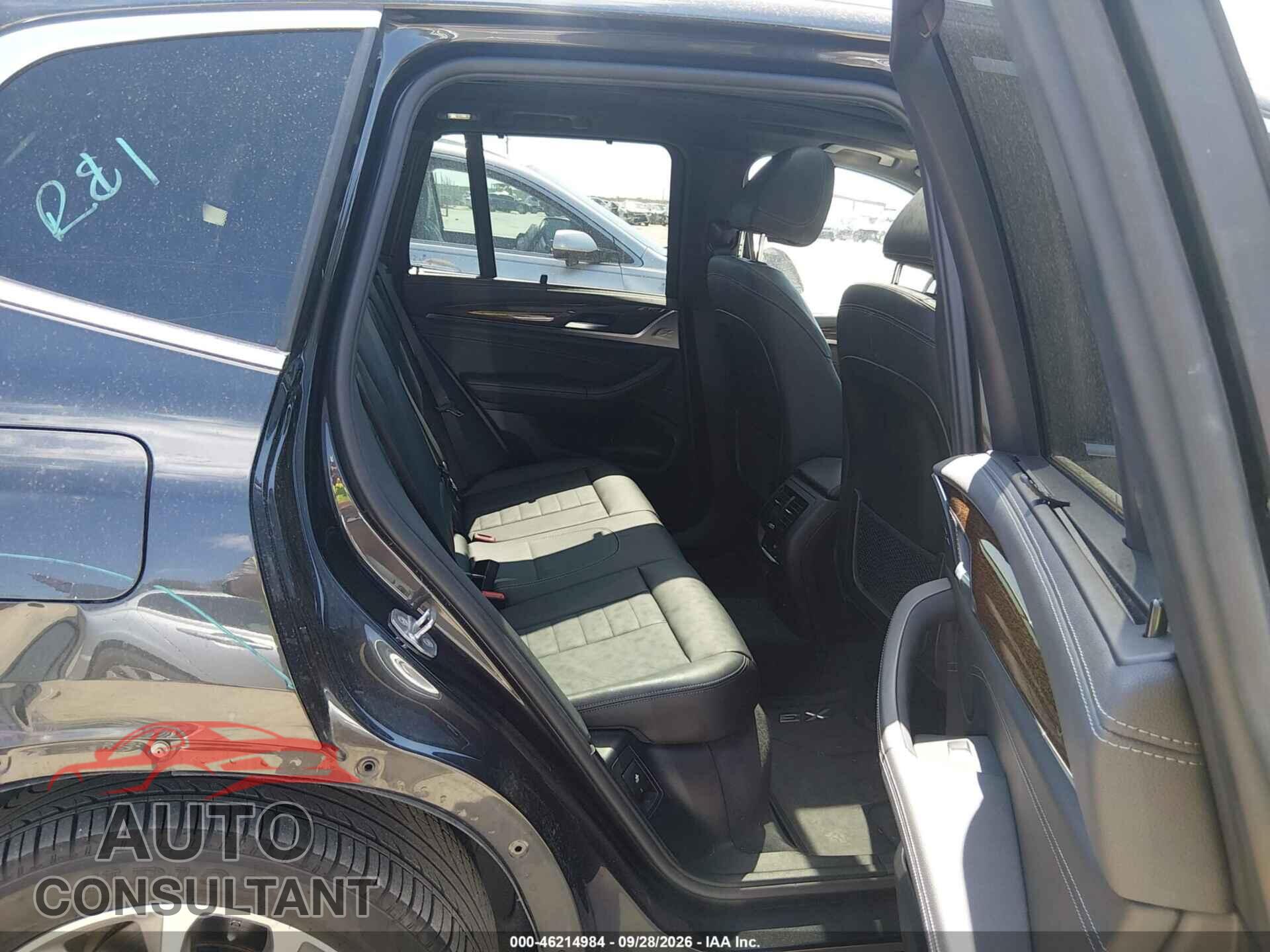 BMW X3 2018 - 5UXTR9C57JLC79110