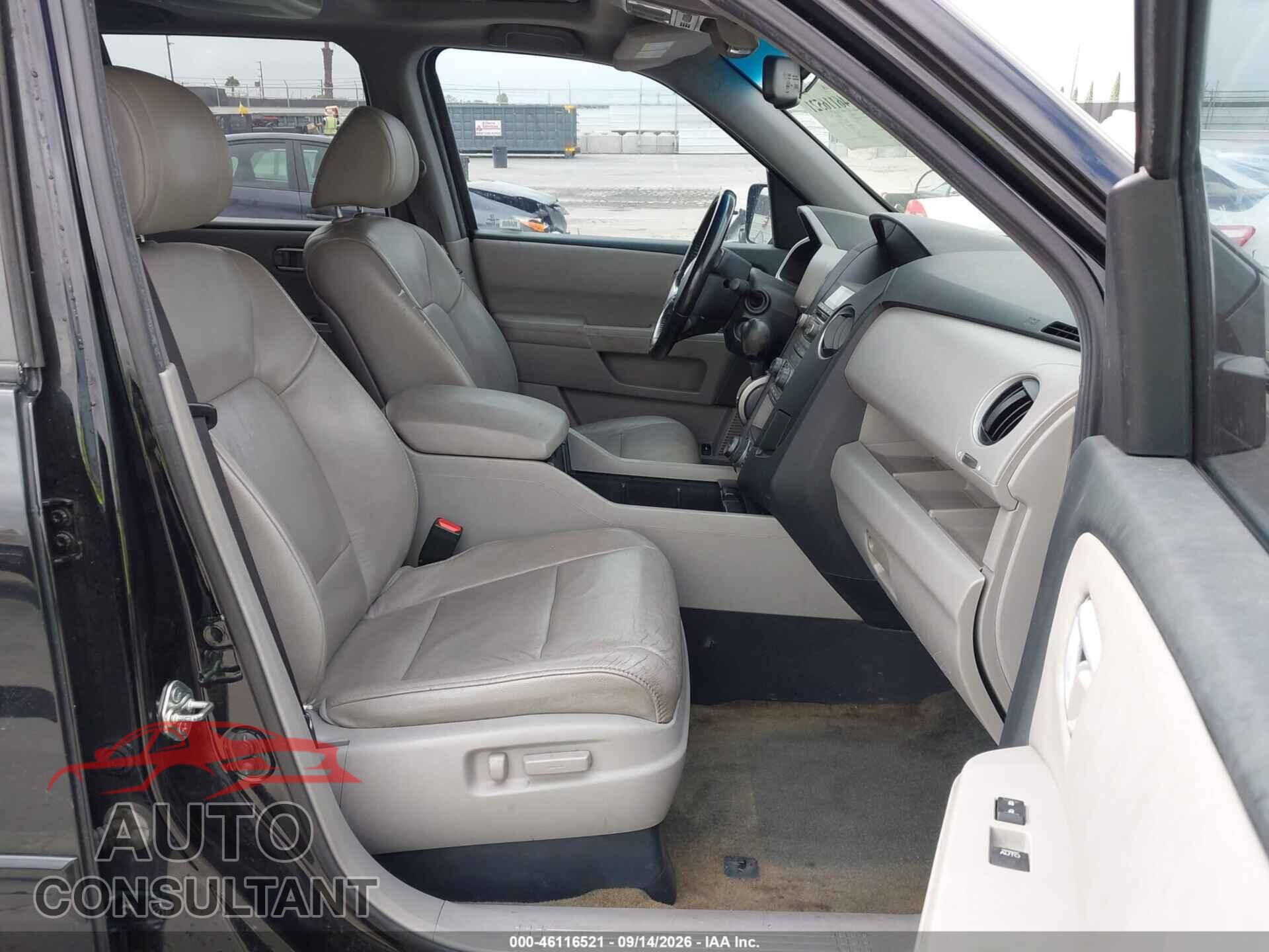 HONDA PILOT 2014 - 5FNYF3H79EB012984