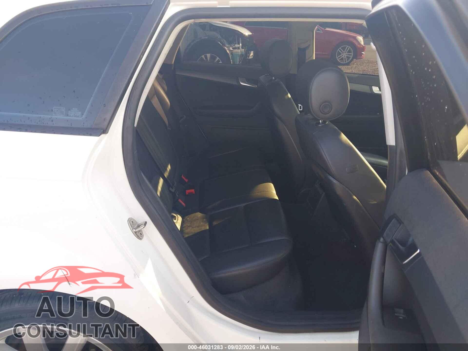 AUDI A3 2011 - WAUBJBFM8BA072943