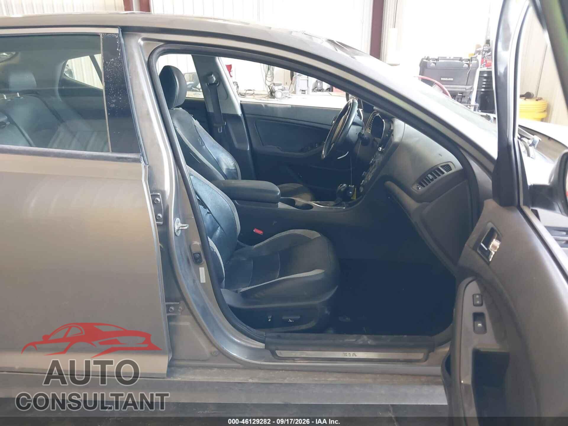 KIA OPTIMA 2012 - 5XXGR4A69CG030101