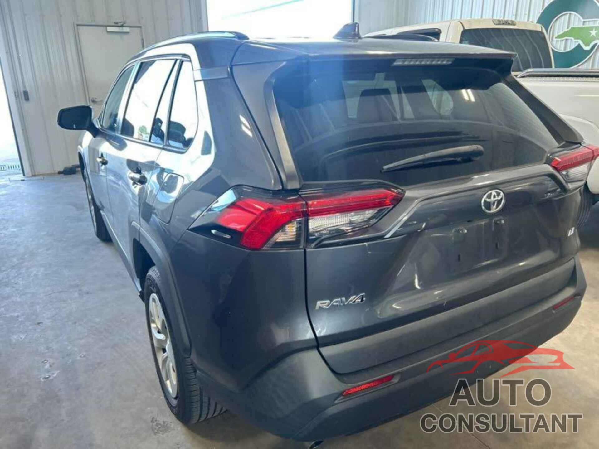 TOYOTA RAV4 2021 - 2T3H1RFV2MW154881