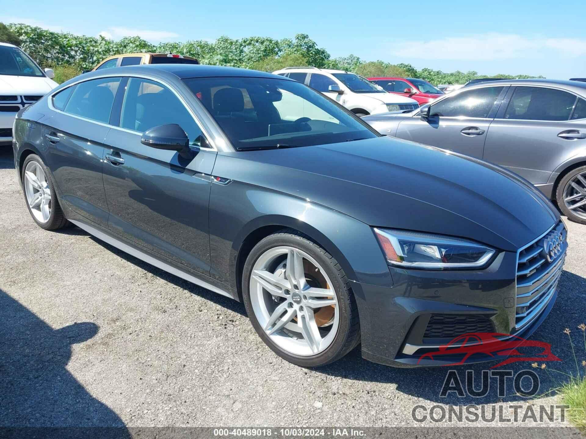 AUDI A5 2019 - WAUENCF59KA043368