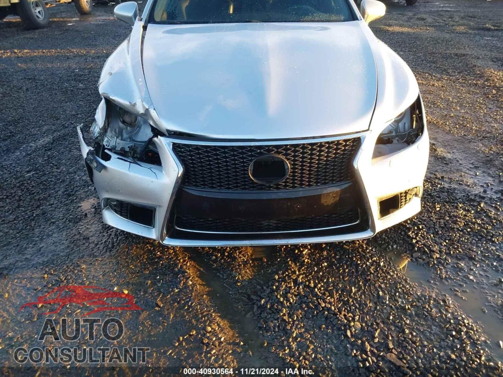 LEXUS LS 2013 - JTHCL5EFXD5019385
