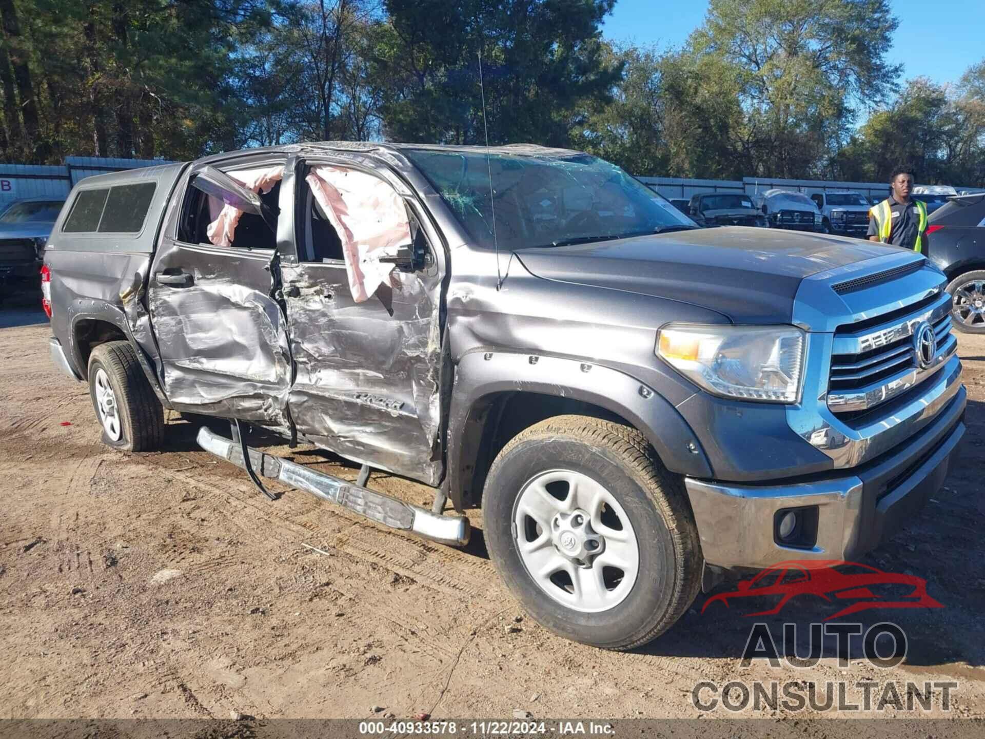 TOYOTA TUNDRA 2017 - 5TFEM5F15HX112741