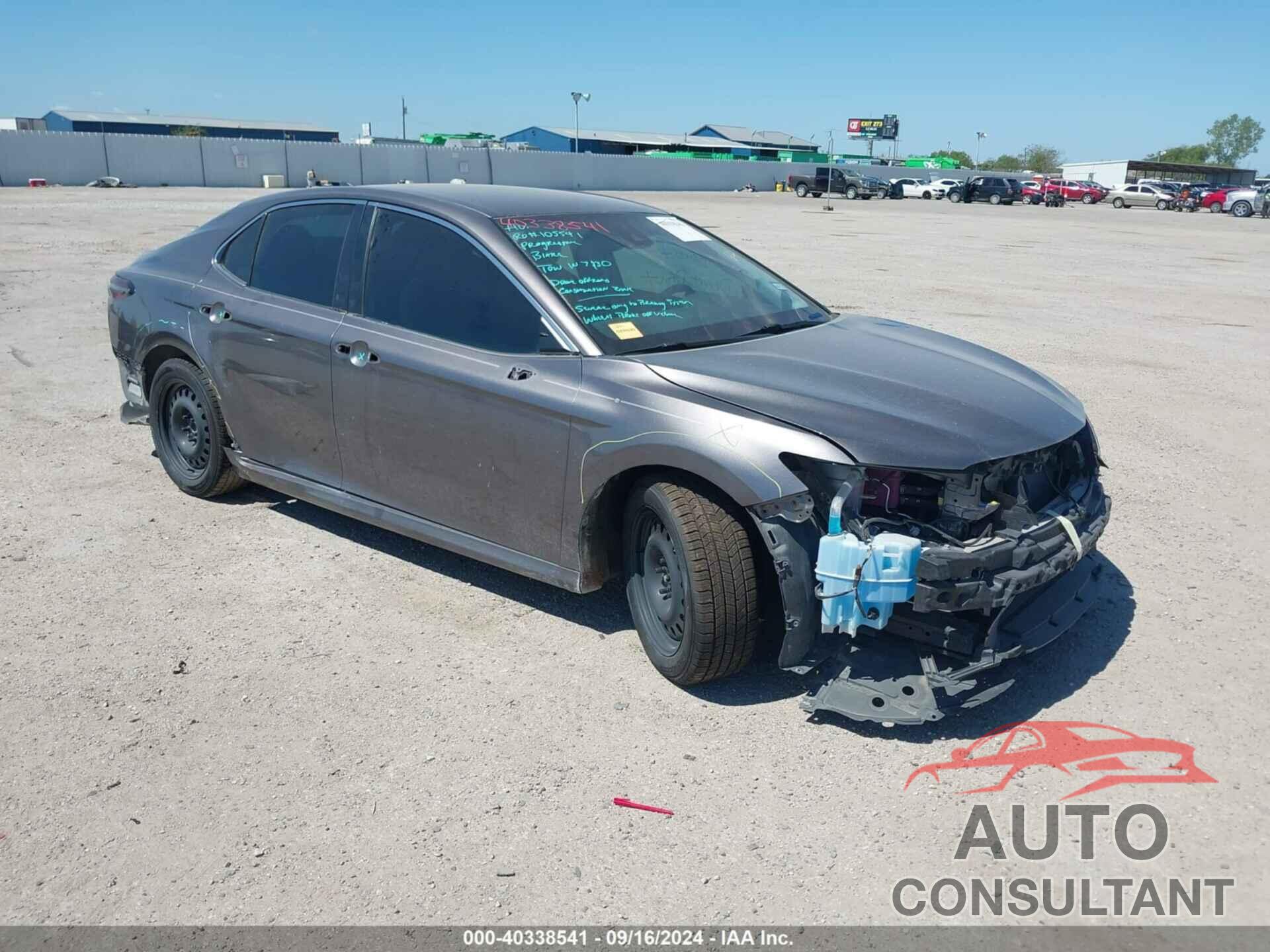 TOYOTA CAMRY 2022 - 4T1C31AK5NU041908