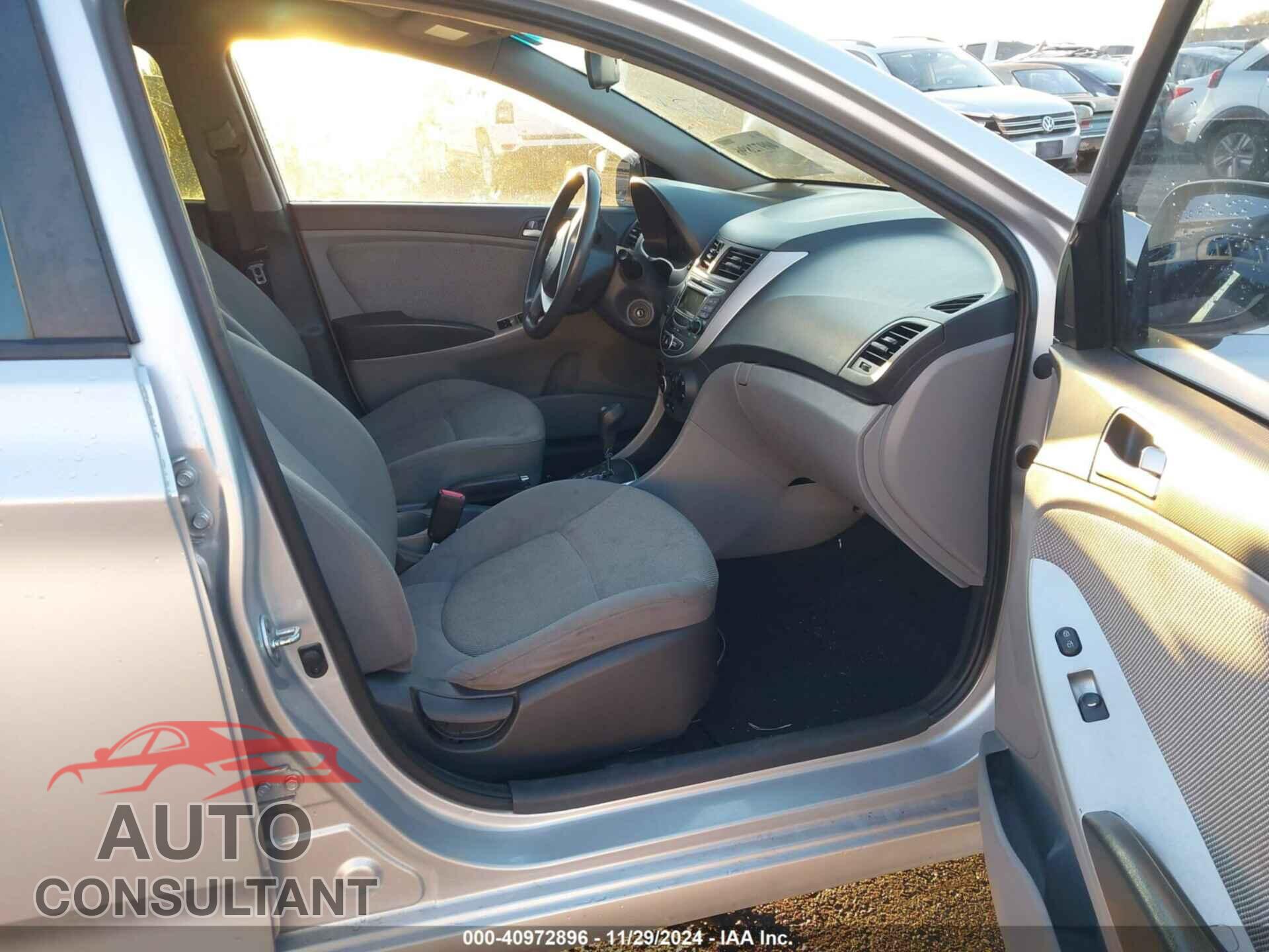 HYUNDAI ACCENT 2013 - KMHCT4AE7DU293752