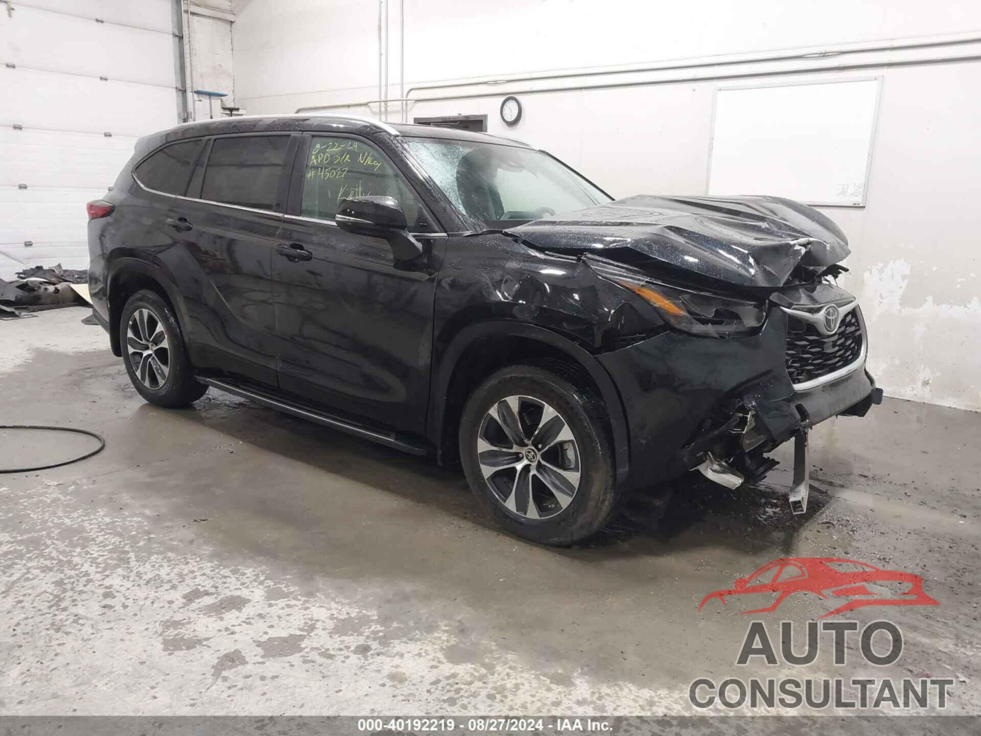 TOYOTA HIGHLANDER 2023 - 5TDKDRBH2PS045338