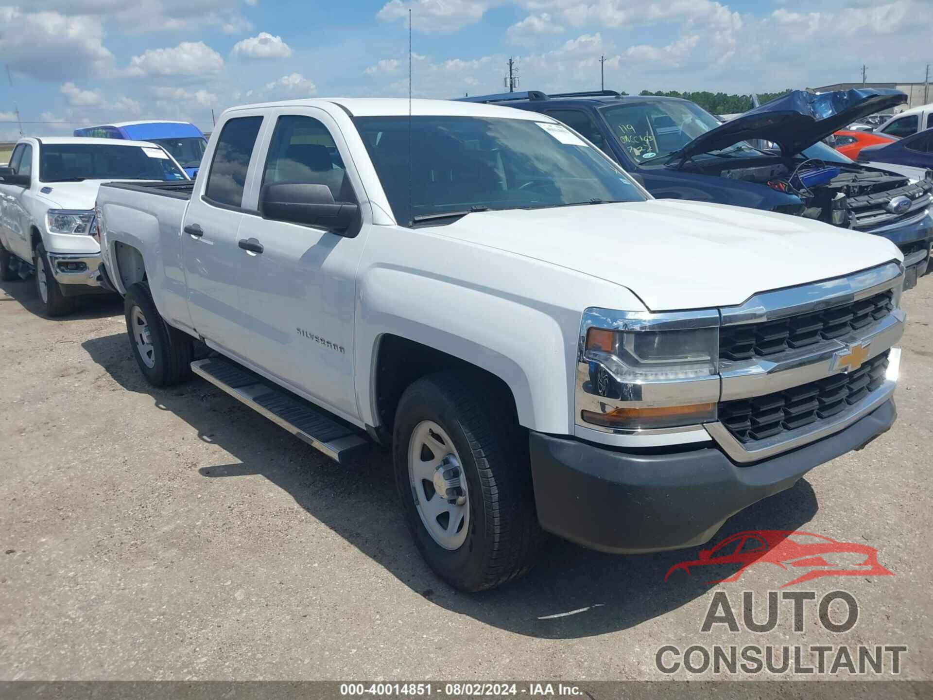 CHEVROLET SILVERADO 1500 2018 - 1GCRCNECXJZ153304